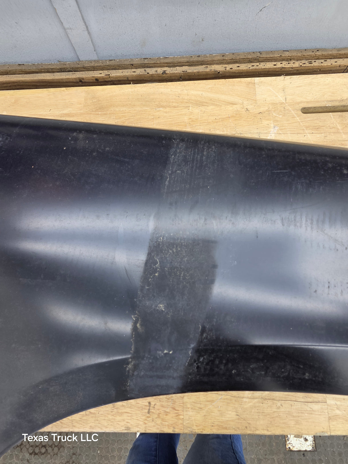 2002-2005 Ford Explorer Passenger Side RH Front Fender W/O Wheel Well Molding