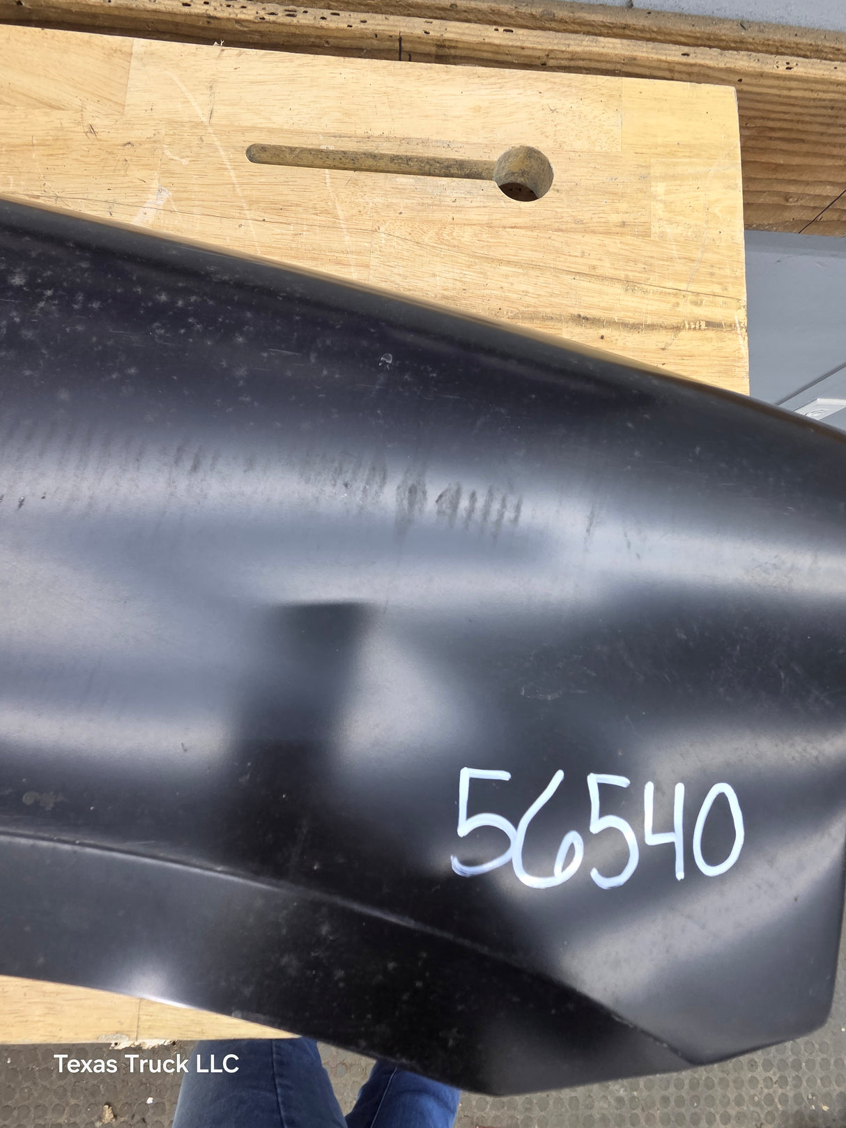 2002-2005 Ford Explorer Passenger Side RH Front Fender W/O Wheel Well Molding