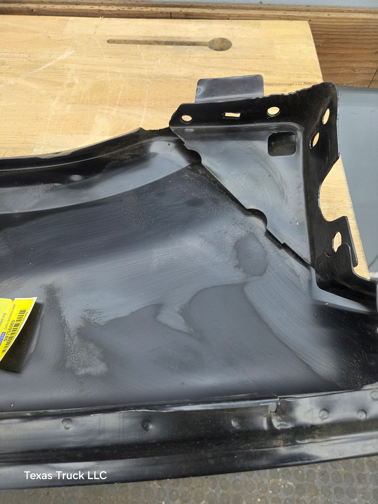 2002-2005 Ford Explorer Passenger Side RH Front Fender W/O Wheel Well Molding