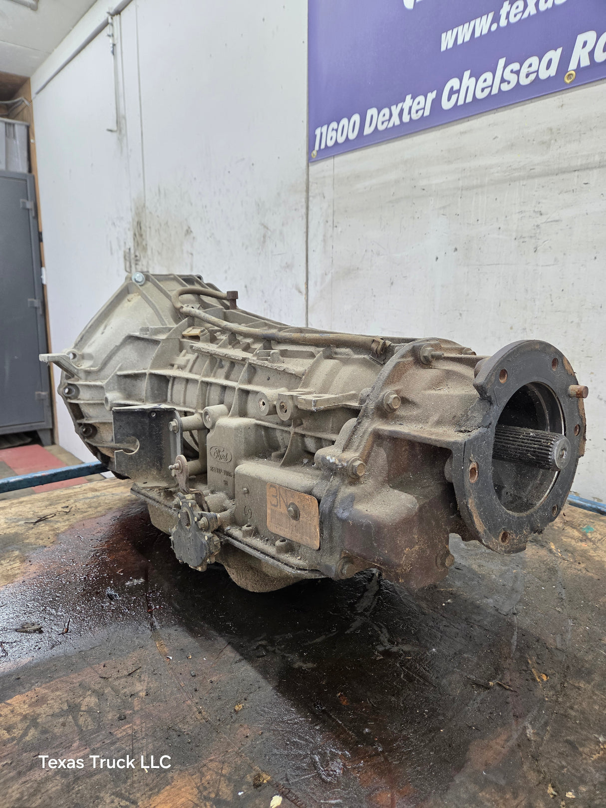 4r100 Automatic Transmission 4wd Ford F250 F350 F450 F550 Super Duty 6.8L v10 triton 5.4L v8