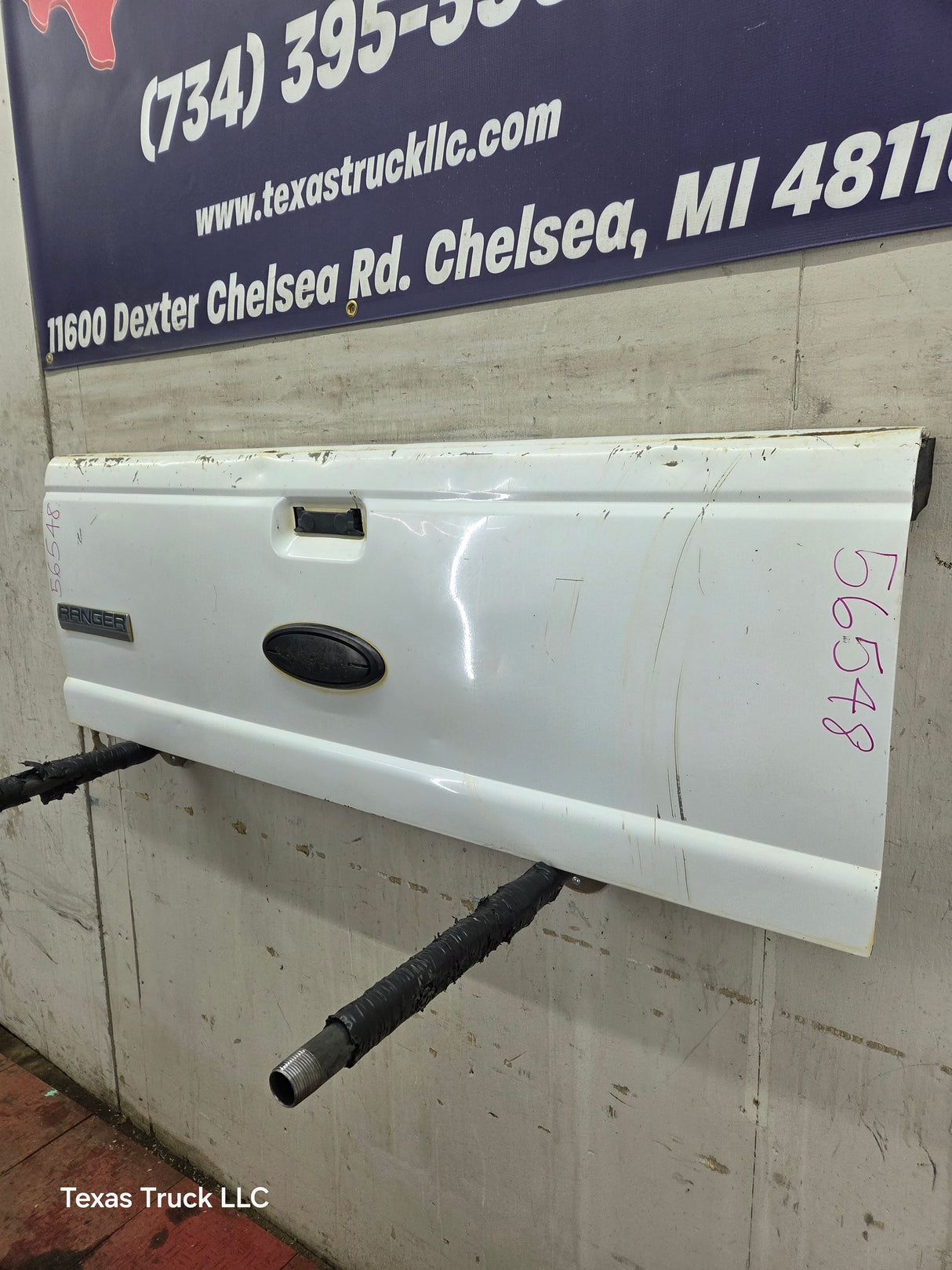 1993-2011 Ford Ranger Tailgate *Damage
