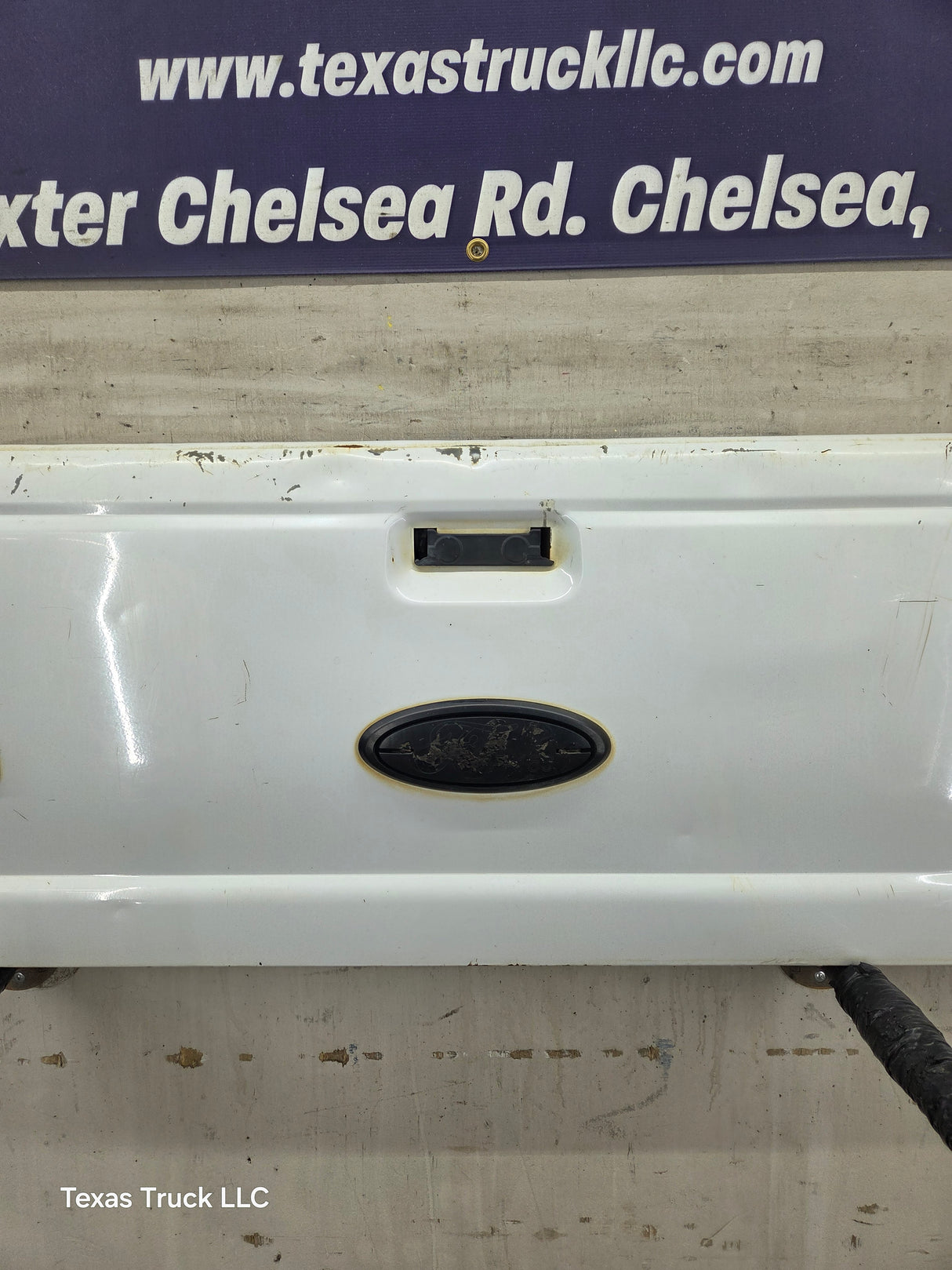 1993-2011 Ford Ranger Tailgate *Damage