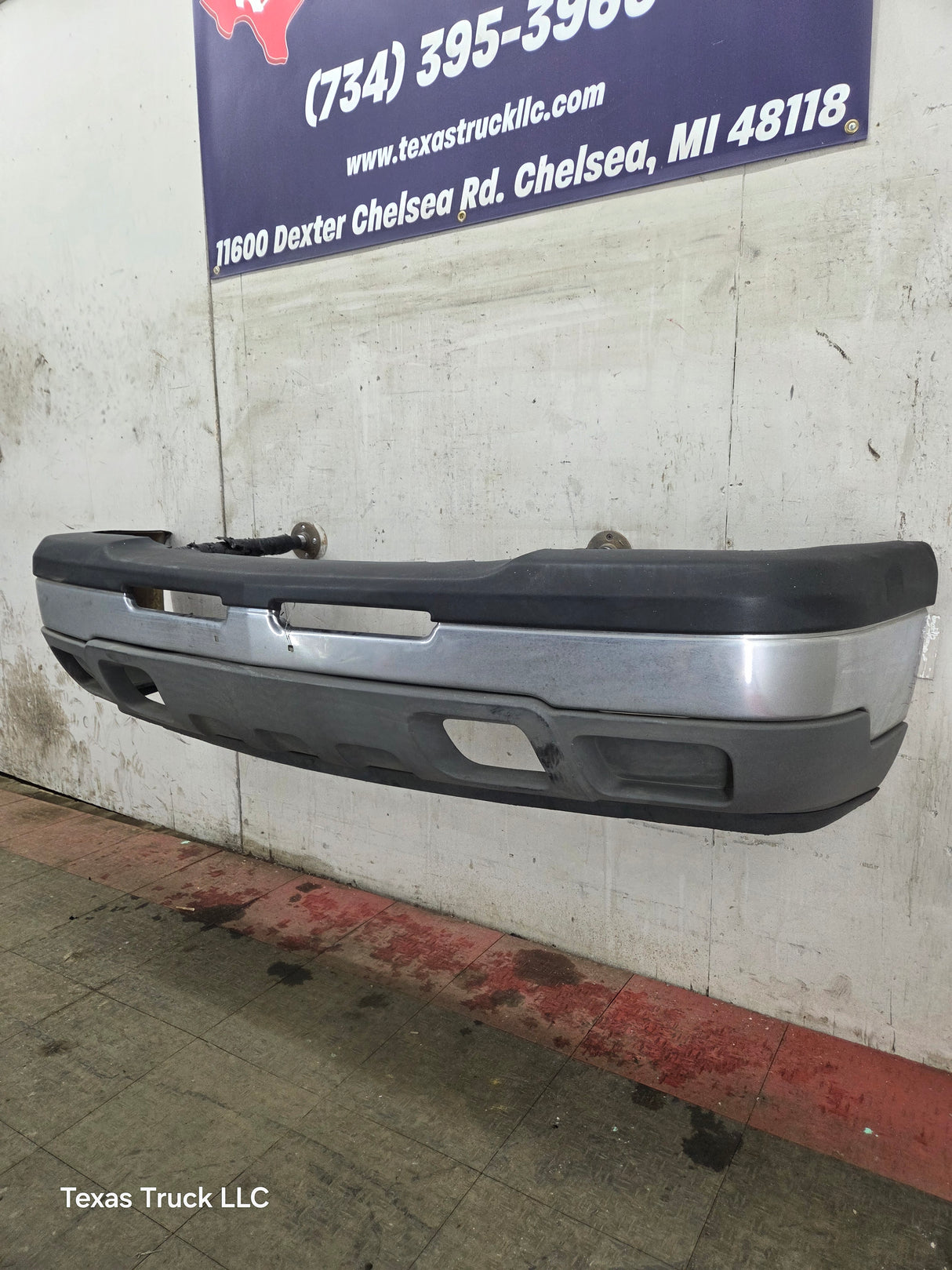 2003-2007 Chevrolet Silverado 1500 'Cateye' Front Bumper
