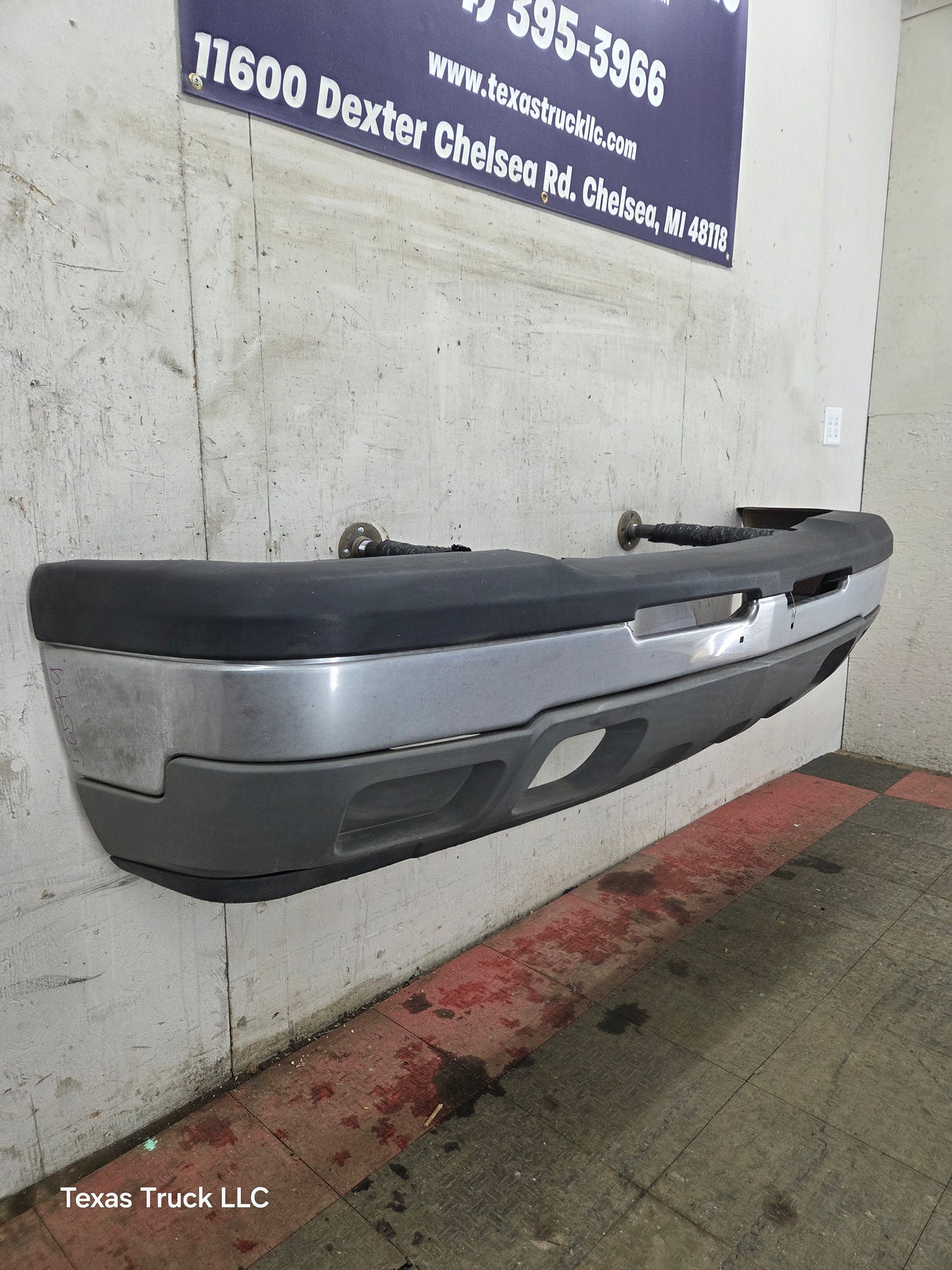 2003-2007 Chevrolet Silverado 1500 'Cateye' Front Bumper