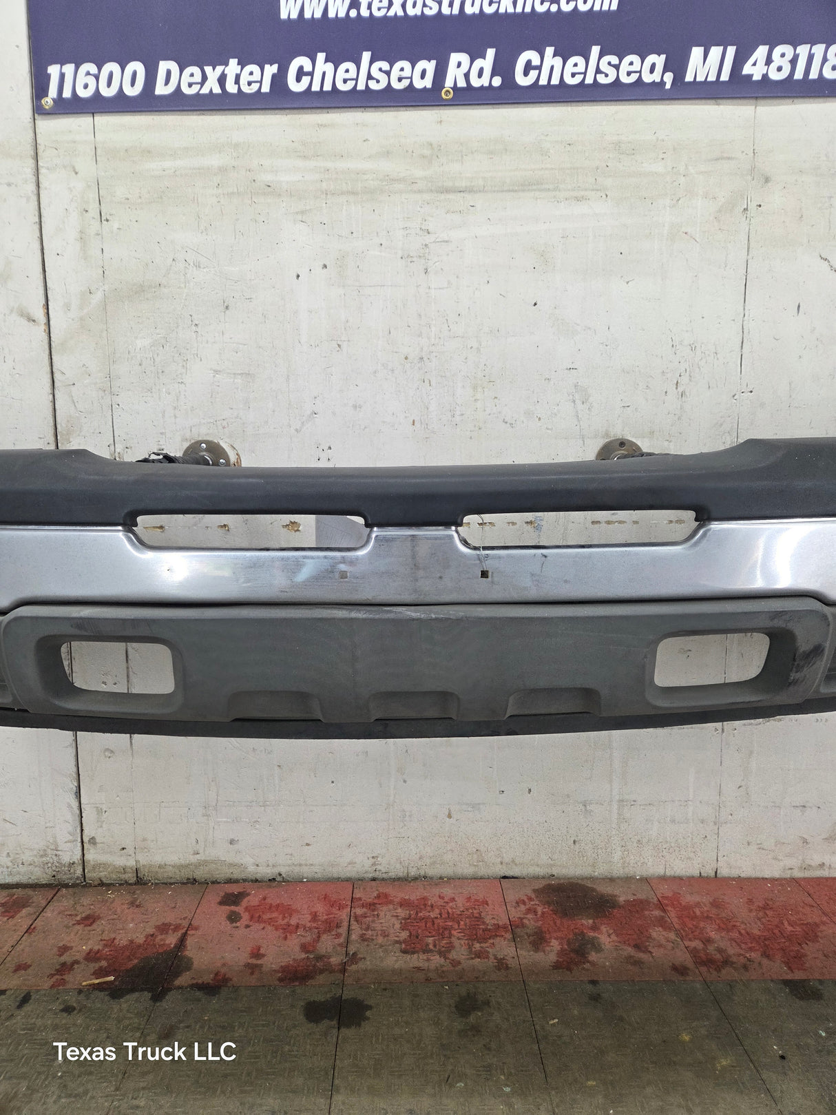 2003-2007 Chevrolet Silverado 1500 'Cateye' Front Bumper