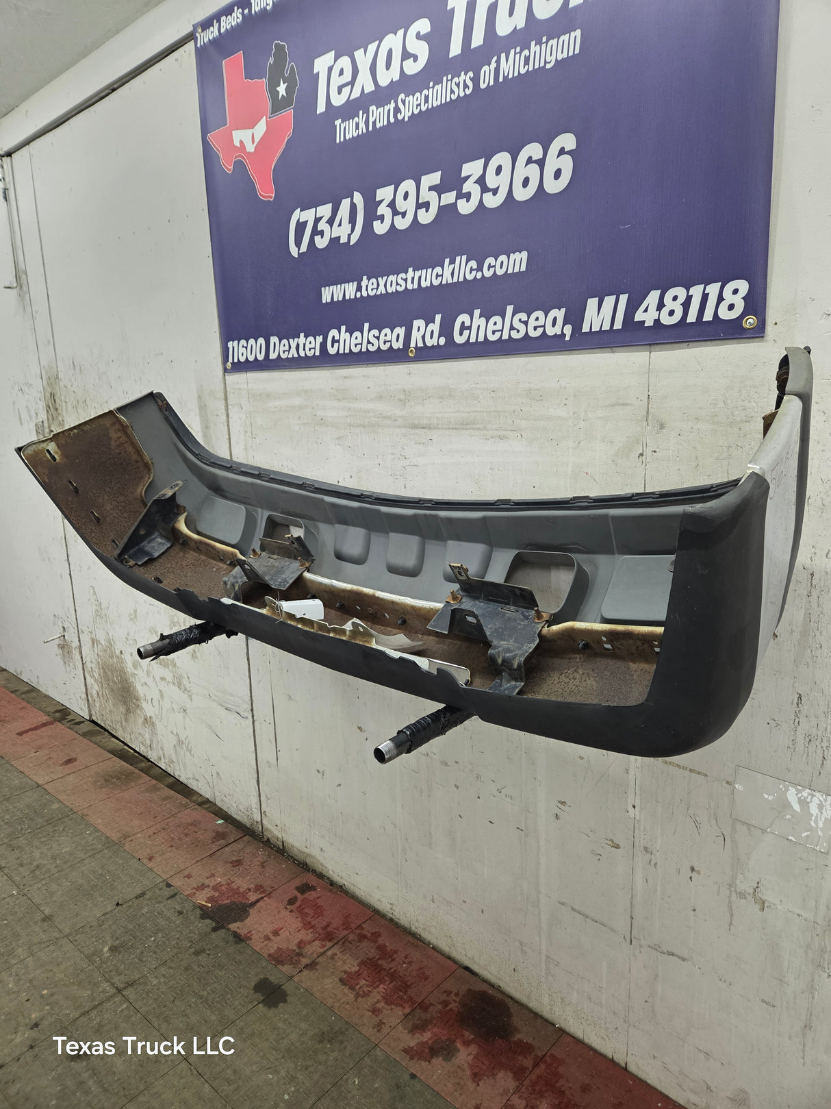 2003-2007 Chevrolet Silverado 1500 'Cateye' Front Bumper