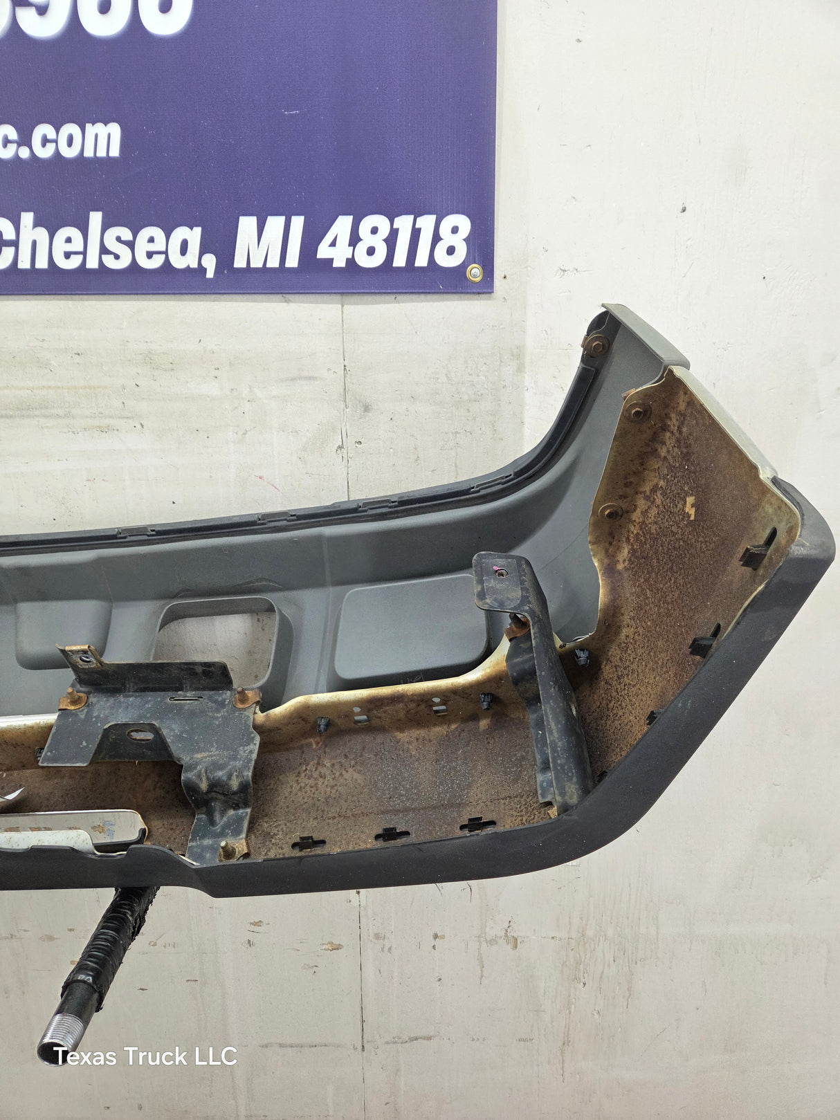 2003-2007 Chevrolet Silverado 1500 'Cateye' Front Bumper