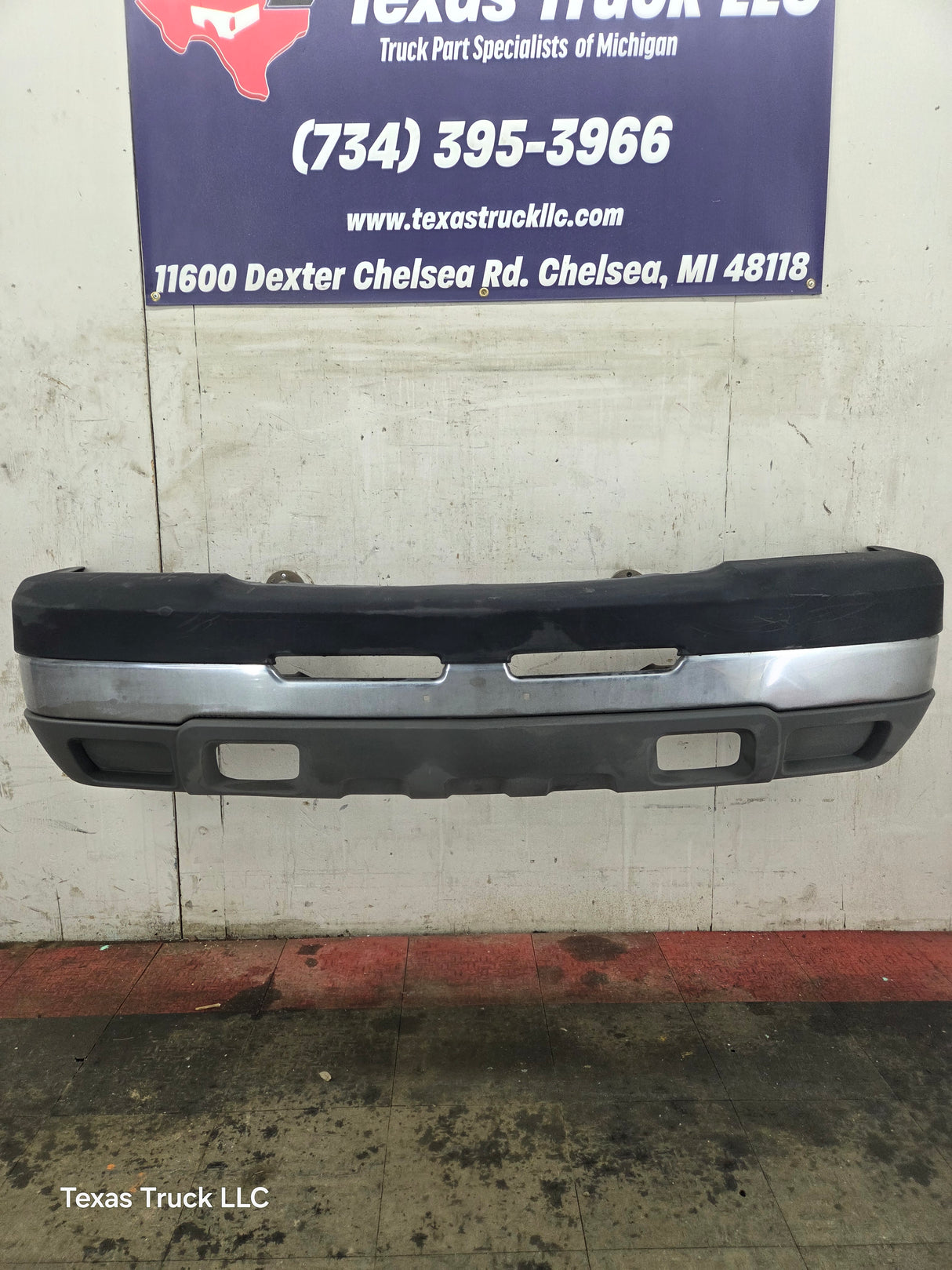 2003-2007 Chevrolet Silverado 1500 'Cateye' Front Bumper
