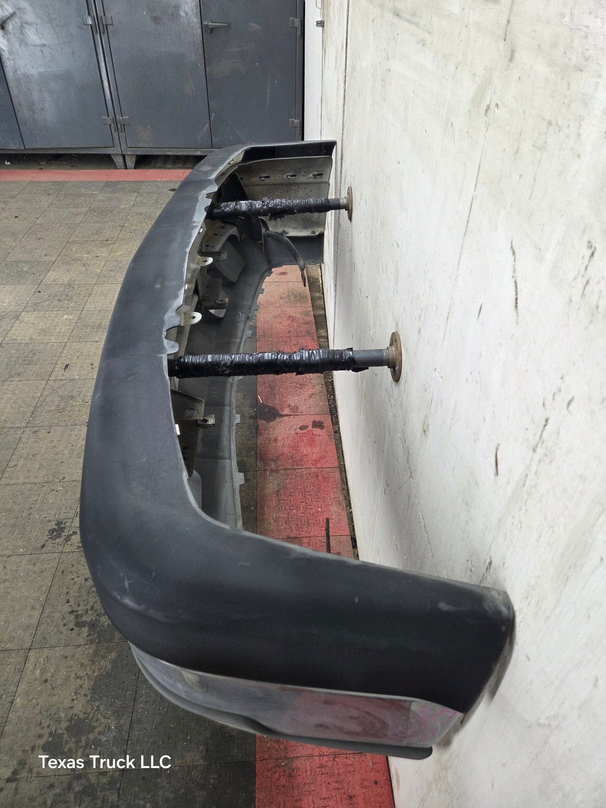 2003-2007 Chevrolet Silverado 1500 'Cateye' Front Bumper