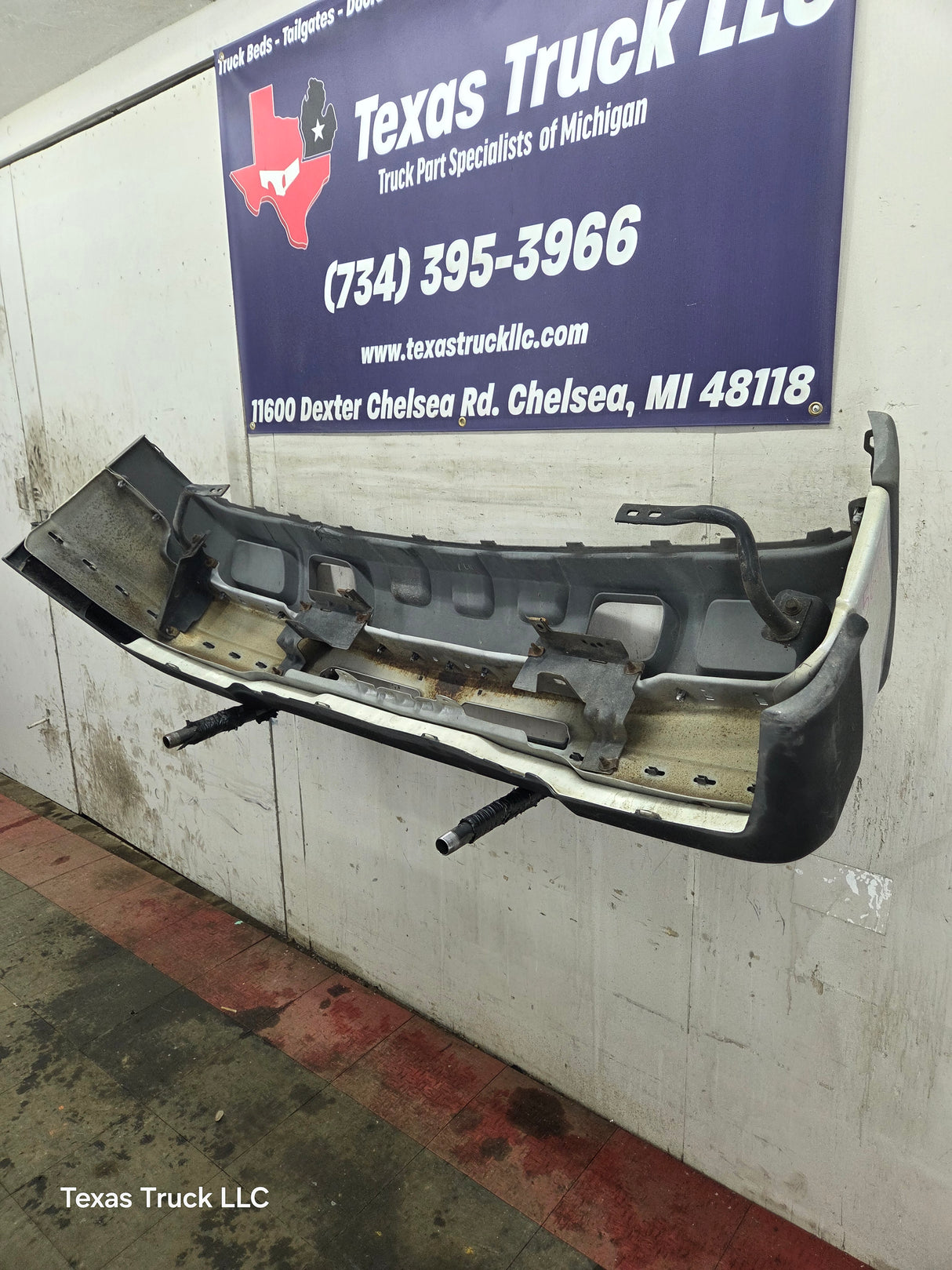2003-2007 Chevrolet Silverado 1500 'Cateye' Front Bumper