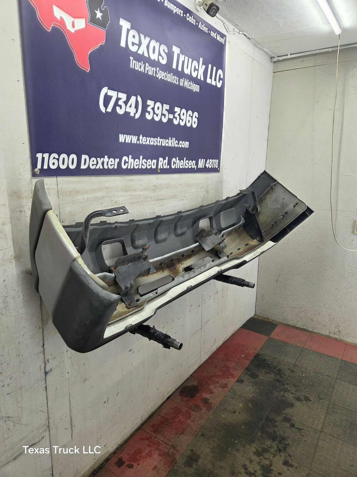 2003-2007 Chevrolet Silverado 1500 'Cateye' Front Bumper