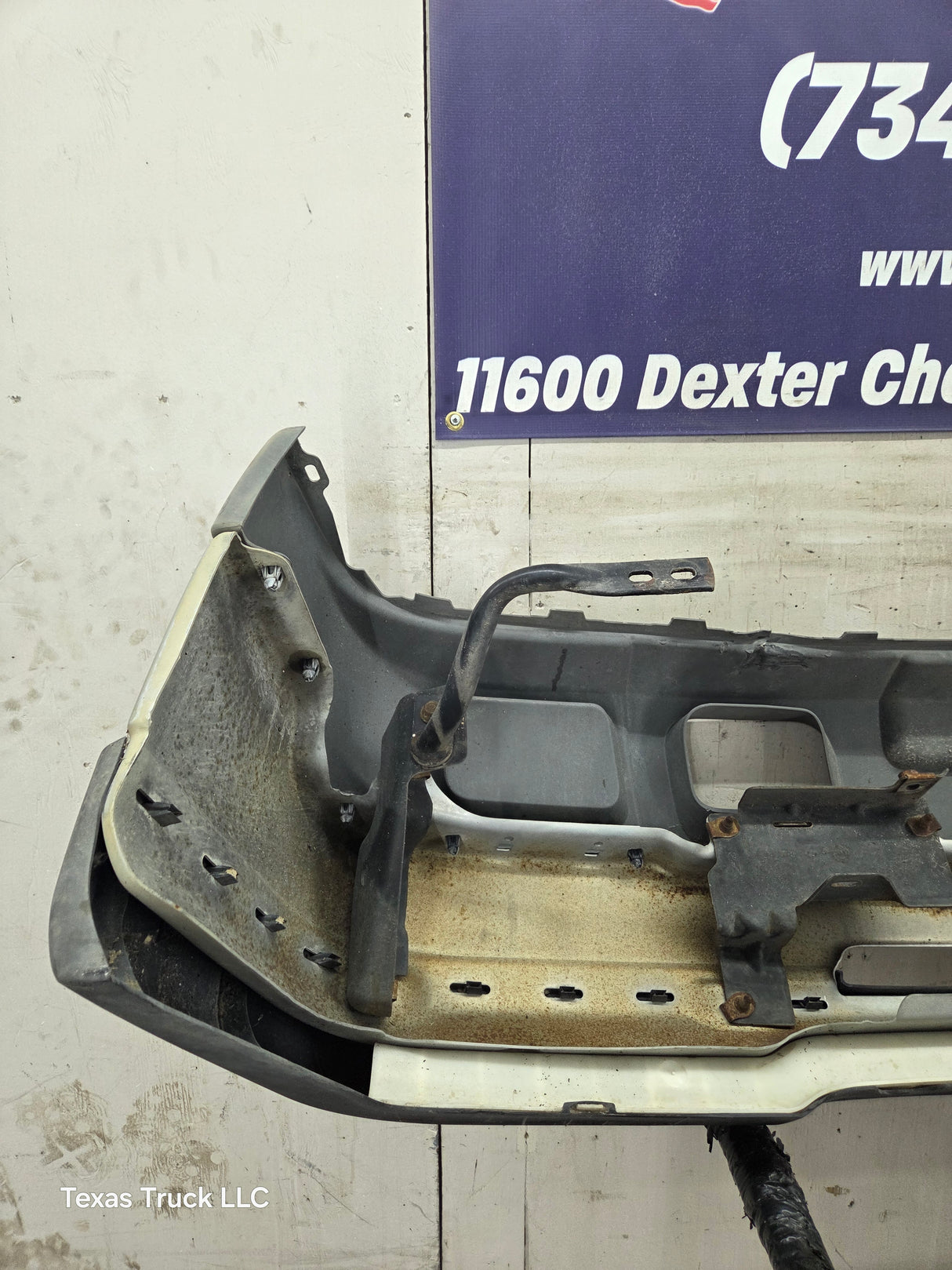 2003-2007 Chevrolet Silverado 1500 'Cateye' Front Bumper