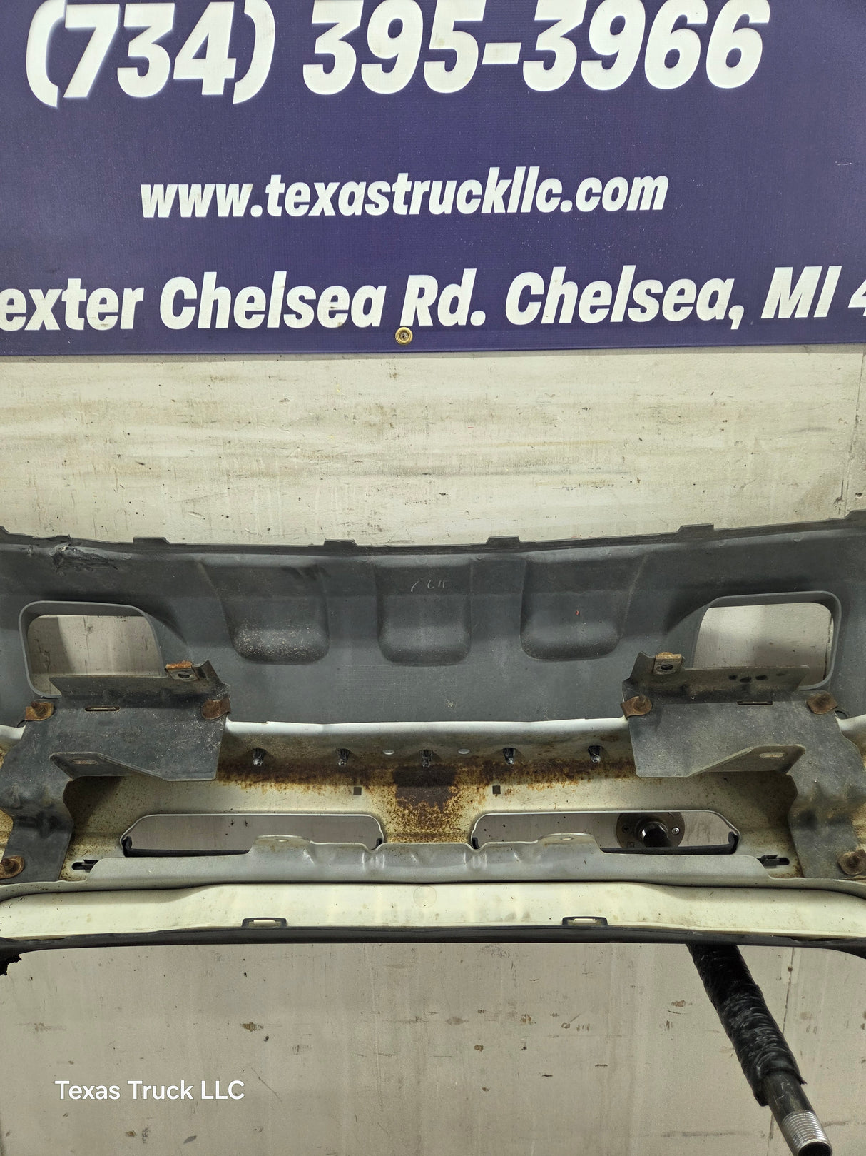 2003-2007 Chevrolet Silverado 1500 'Cateye' Front Bumper