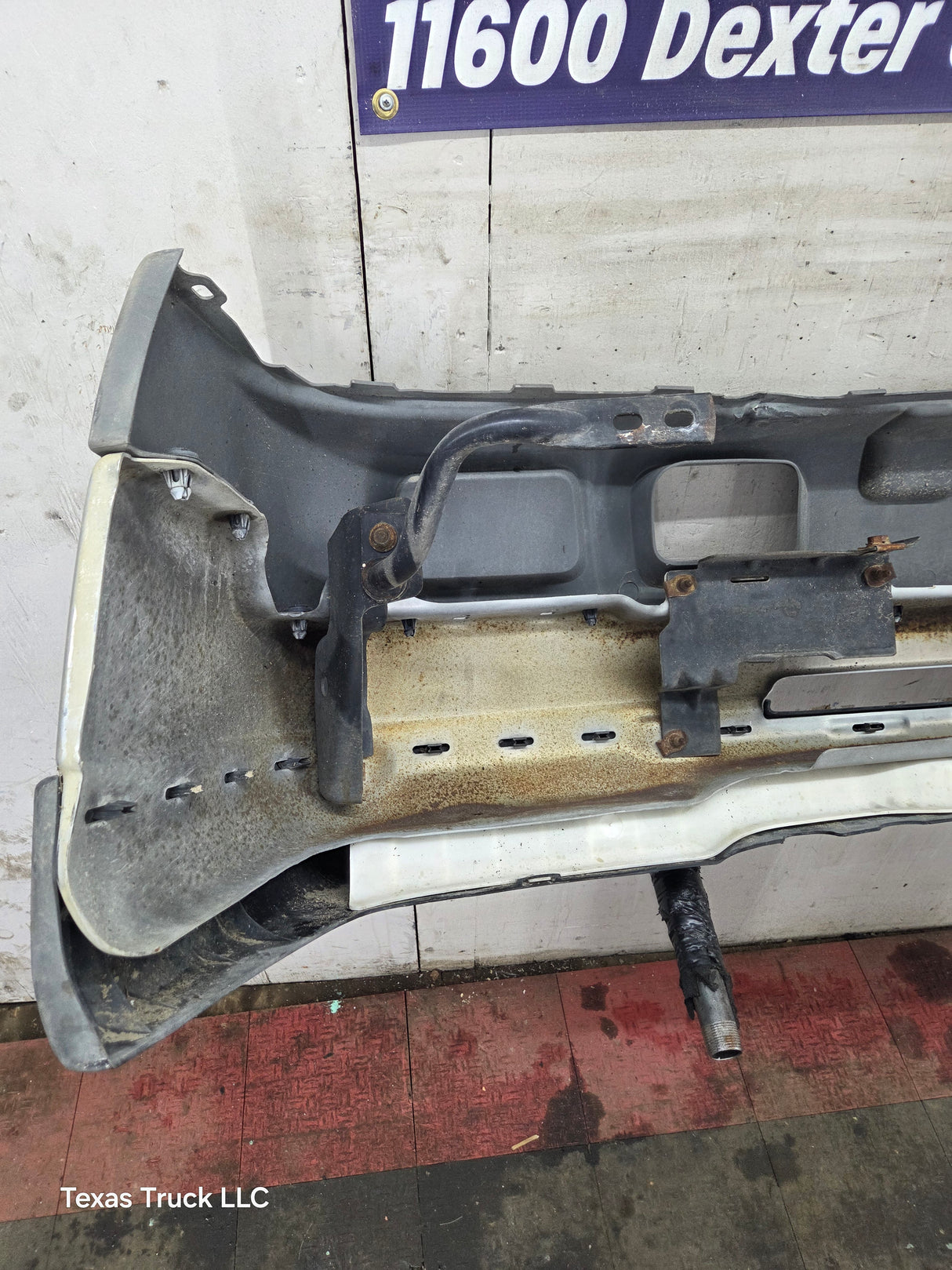 2003-2007 Chevrolet Silverado 1500 'Cateye' Front Bumper