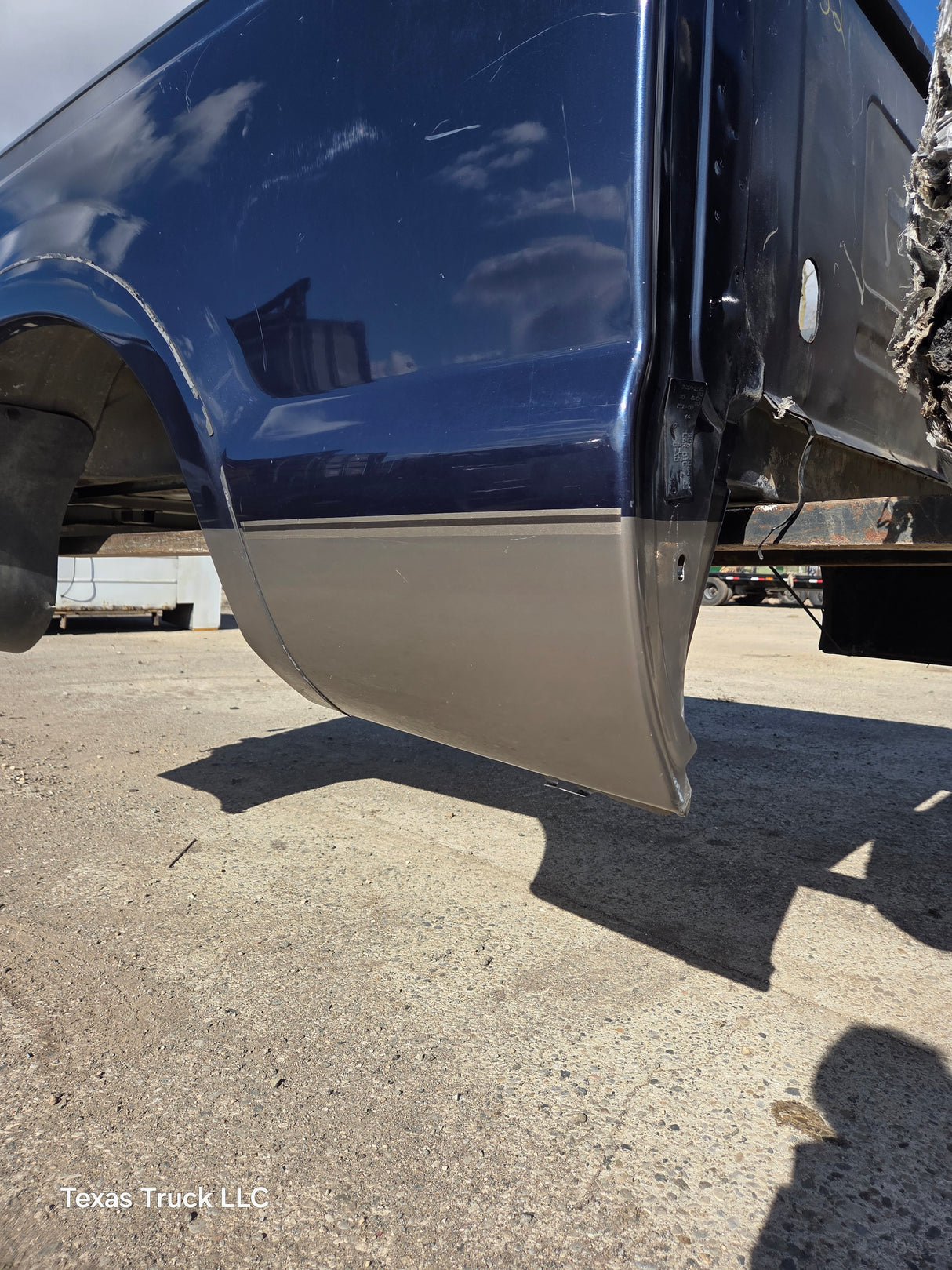 1999-2010 Ford Super Duty F250 F350 6' 9" Short Truck Bed