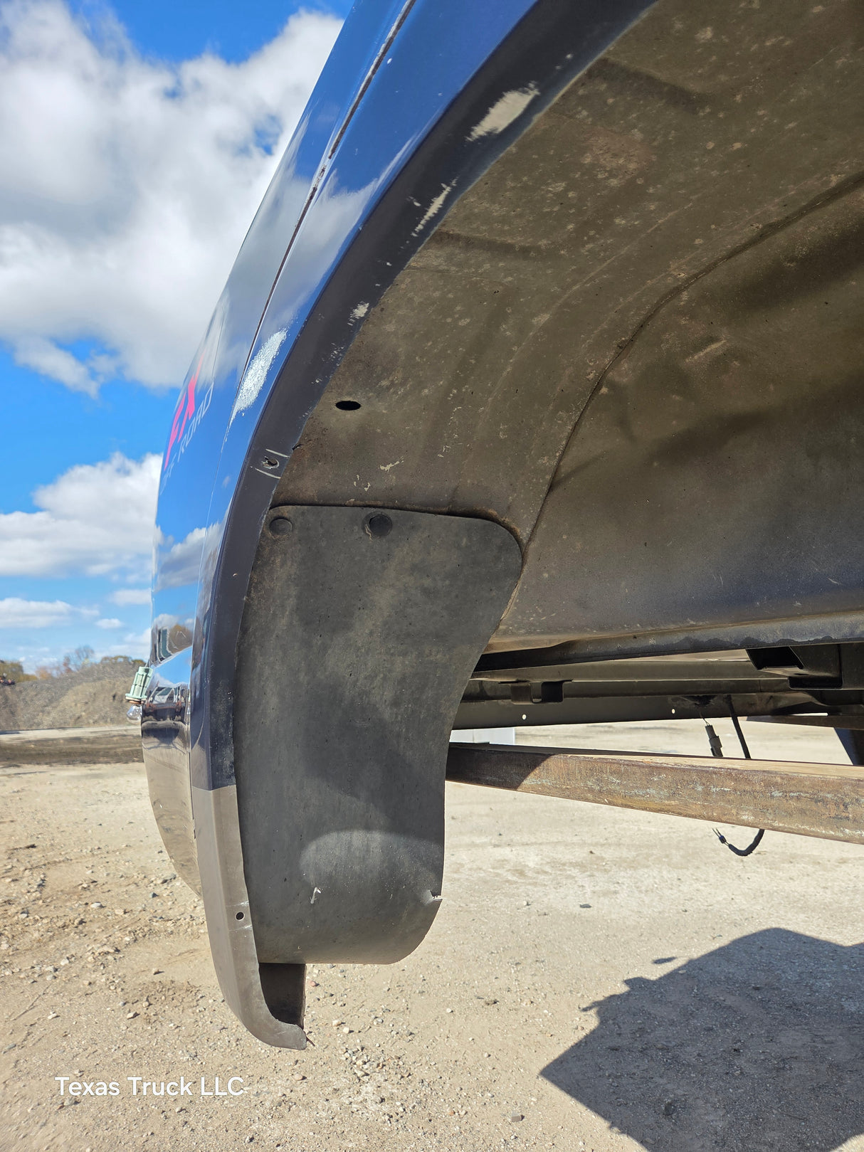 1999-2010 Ford Super Duty F250 F350 6' 9" Short Truck Bed