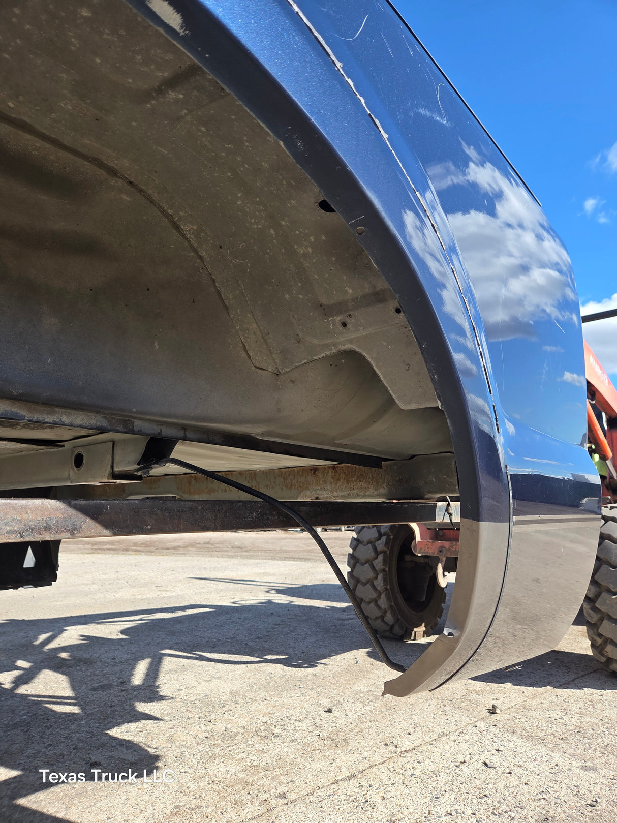 1999-2010 Ford Super Duty F250 F350 6' 9" Short Truck Bed