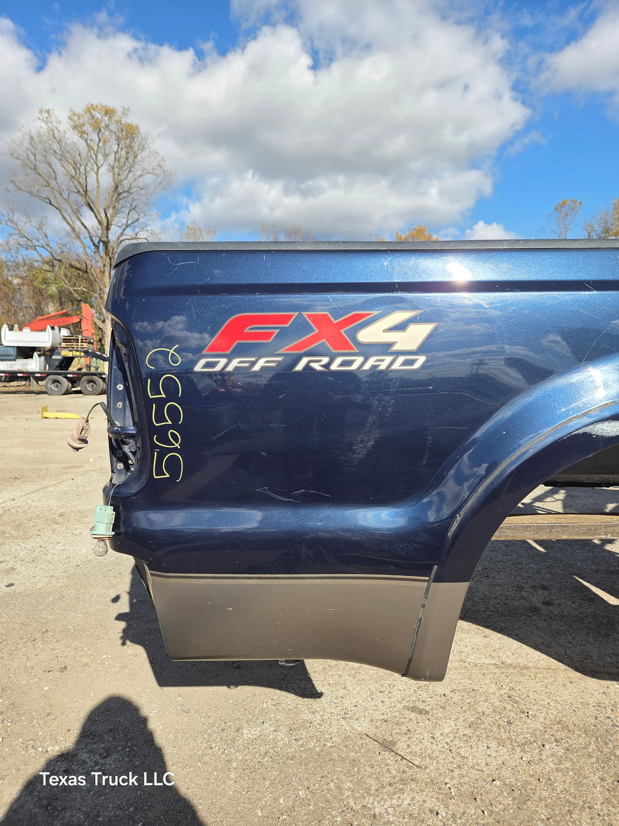 1999-2010 Ford Super Duty F250 F350 6' 9" Short Truck Bed