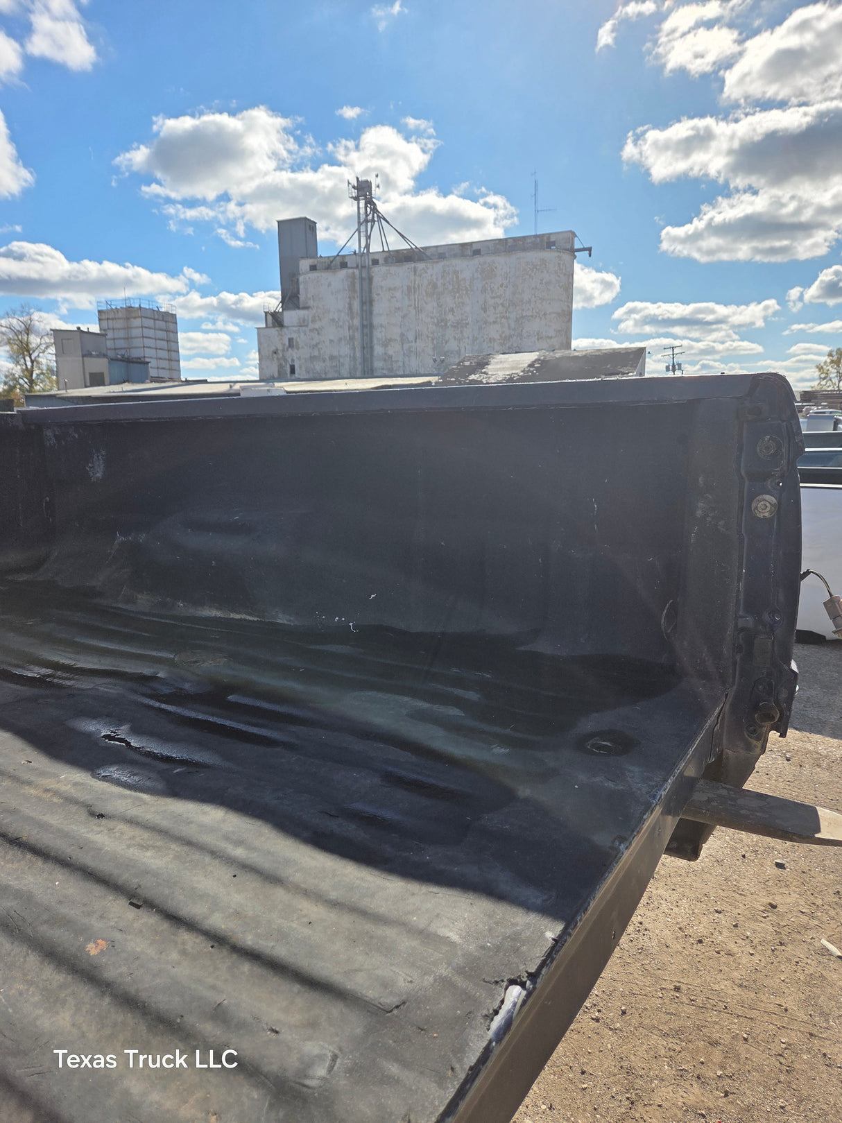 1999-2010 Ford Super Duty F250 F350 6' 9" Short Truck Bed