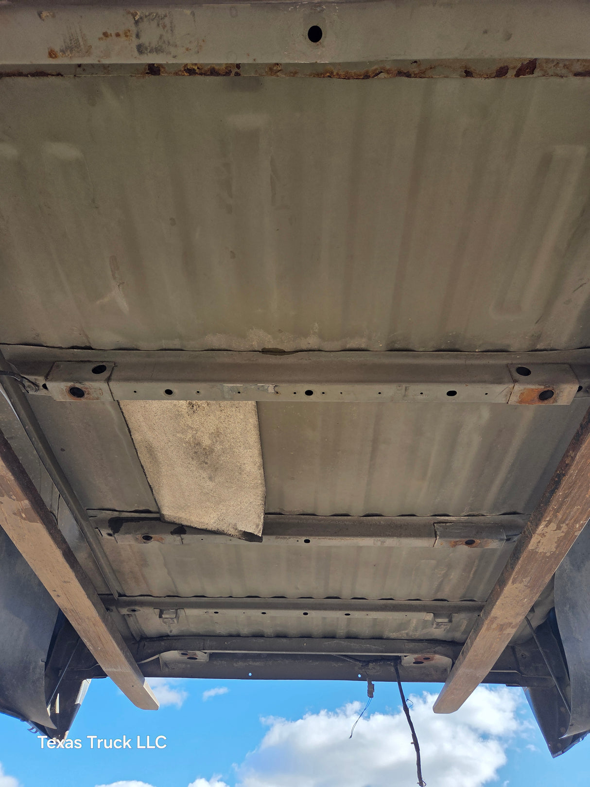 1999-2010 Ford Super Duty F250 F350 6' 9" Short Truck Bed