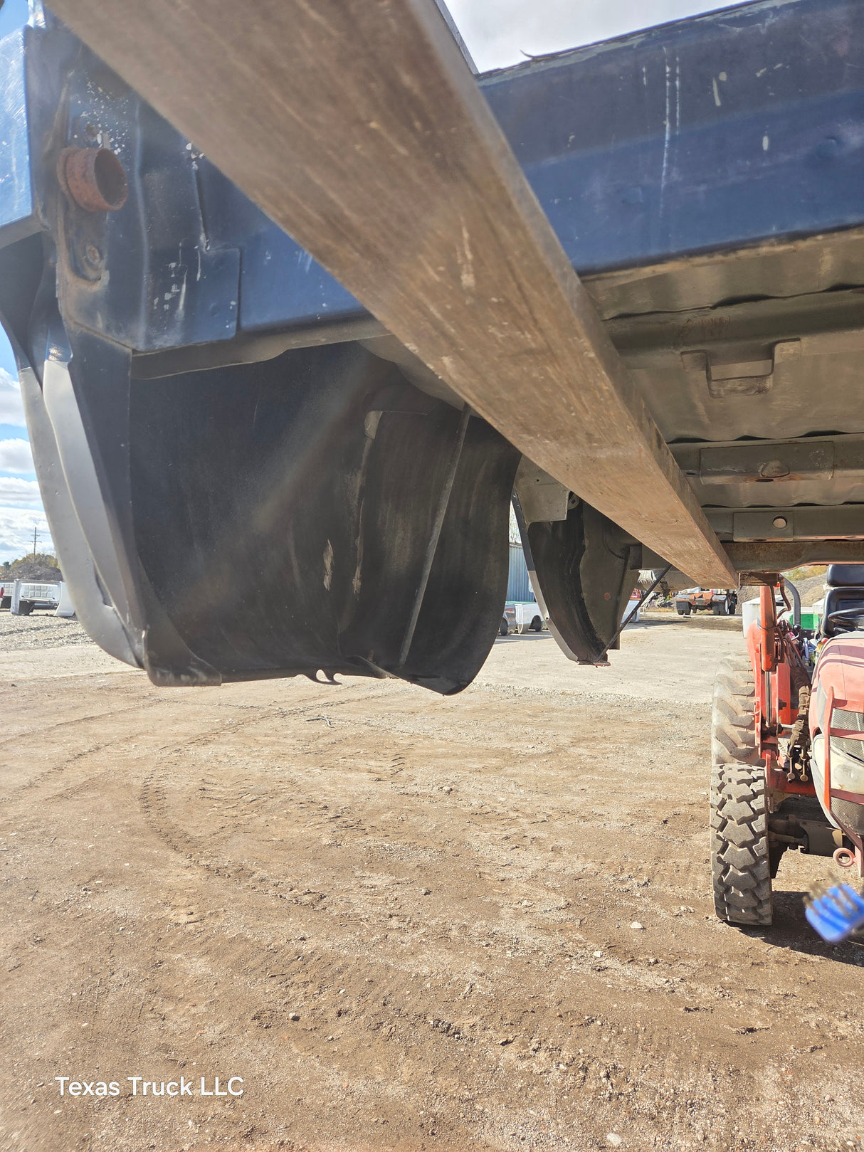 1999-2010 Ford Super Duty F250 F350 6' 9" Short Truck Bed
