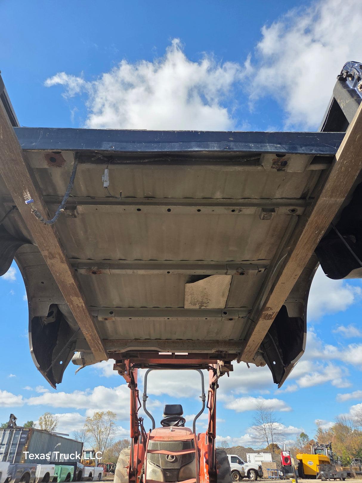 1999-2010 Ford Super Duty F250 F350 6' 9" Short Truck Bed