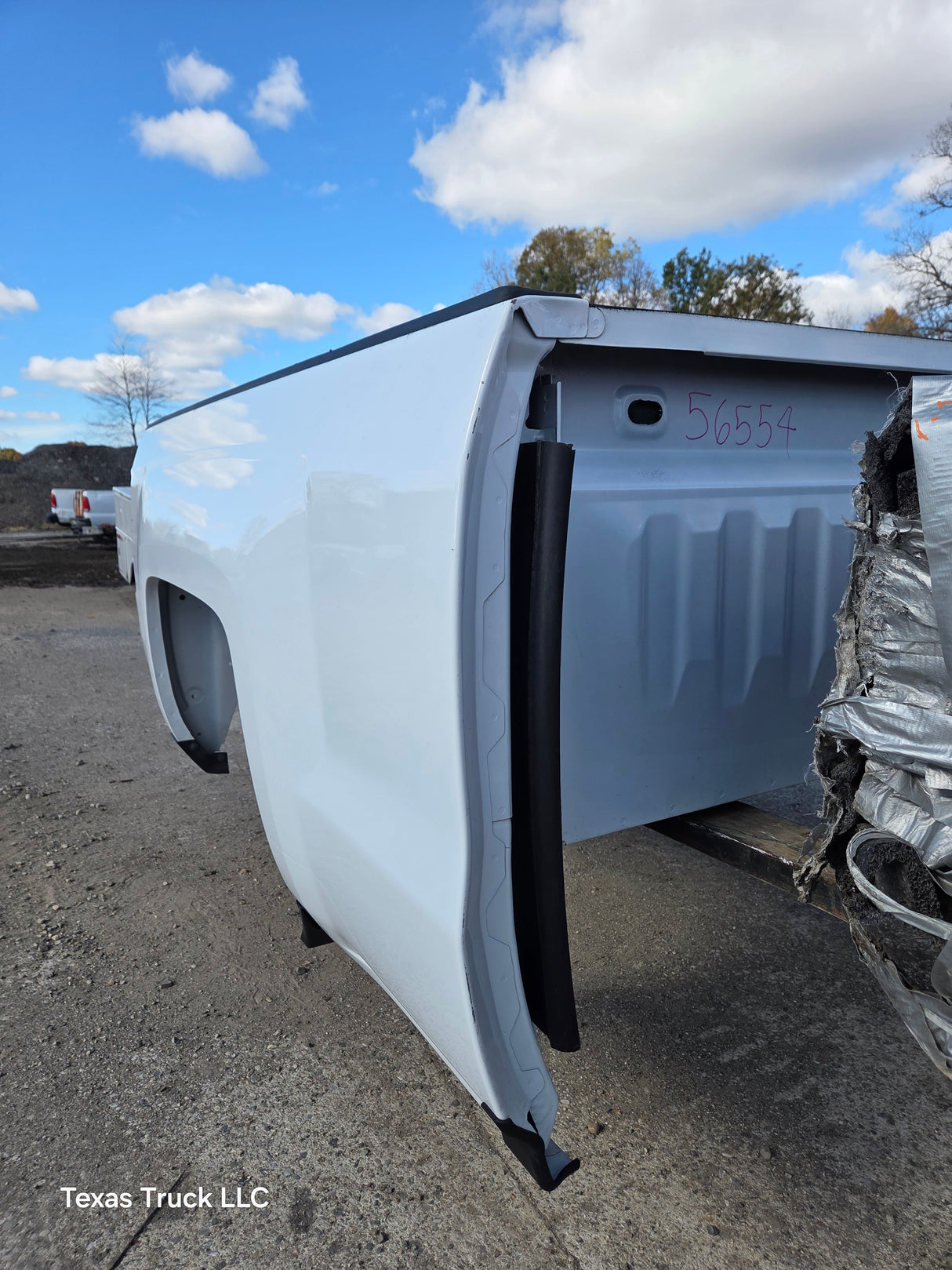 2014-2019 Chevrolet Silverado 1500 2500 3500 HD 6' 6" Short Bed - Summit White