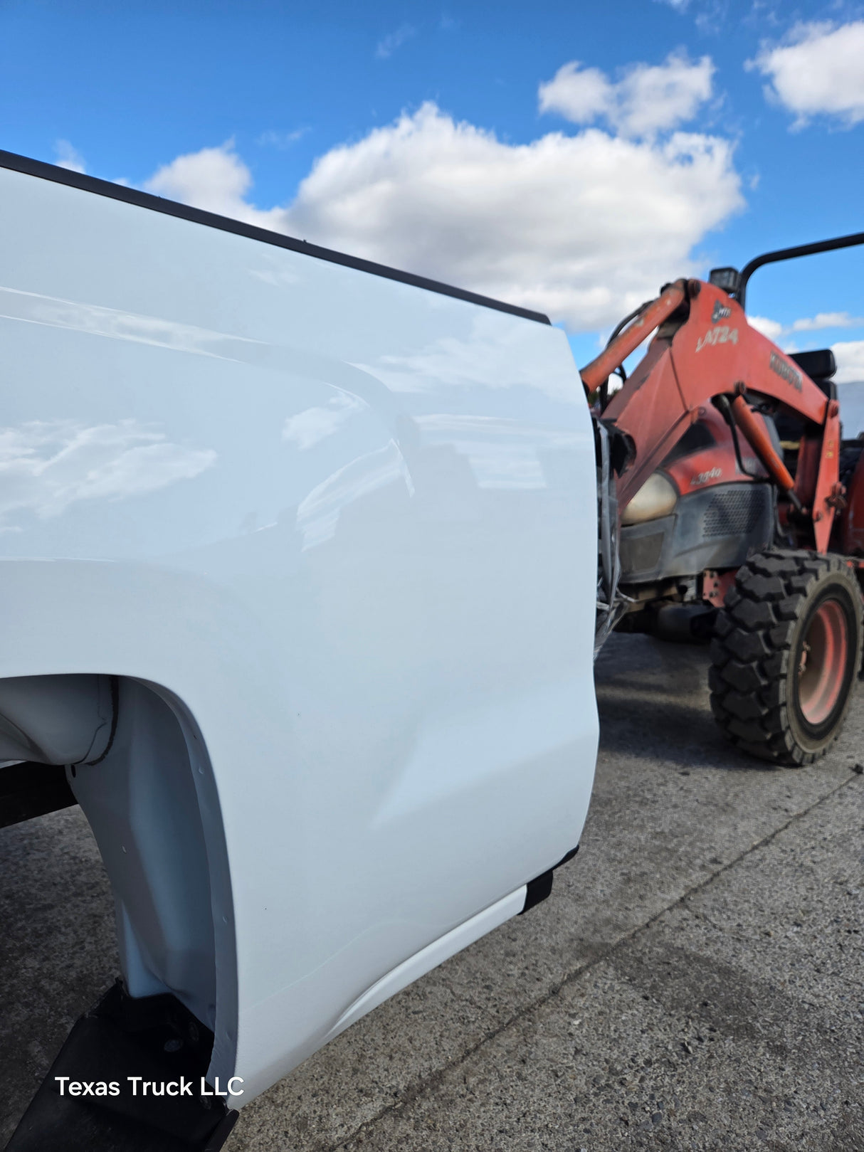 2014-2019 Chevrolet Silverado 1500 2500 3500 HD 6' 6" Short Bed - Summit White