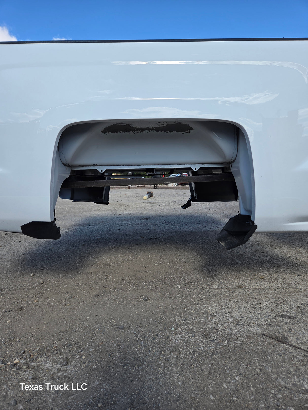 2014-2019 Chevrolet Silverado 1500 2500 3500 HD 6' 6" Short Bed - Summit White