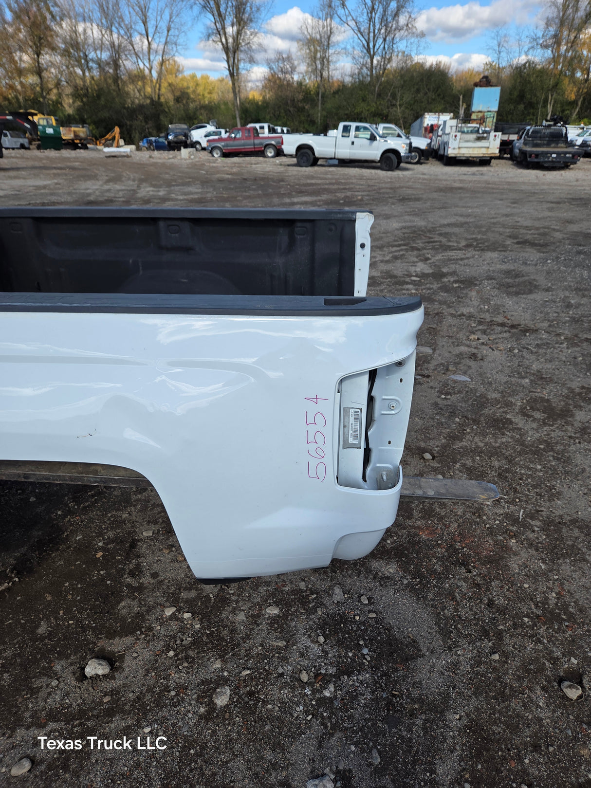 2014-2019 Chevrolet Silverado 1500 2500 3500 HD 6' 6" Short Bed - Summit White