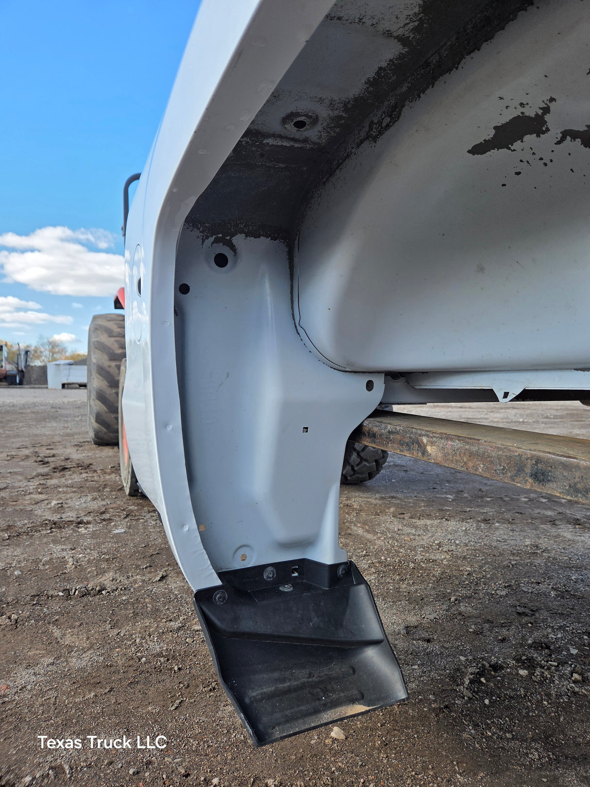 2014-2019 Chevrolet Silverado 1500 2500 3500 HD 6' 6" Short Bed - Summit White