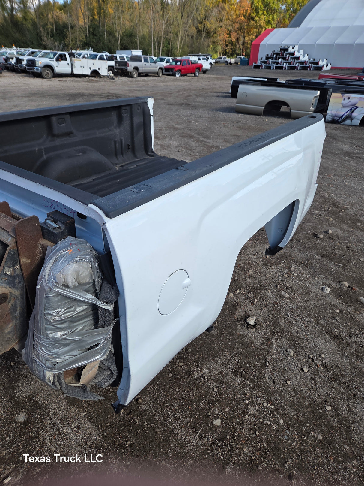 2014-2019 Chevrolet Silverado 1500 2500 3500 HD 6' 6" Short Bed - Summit White