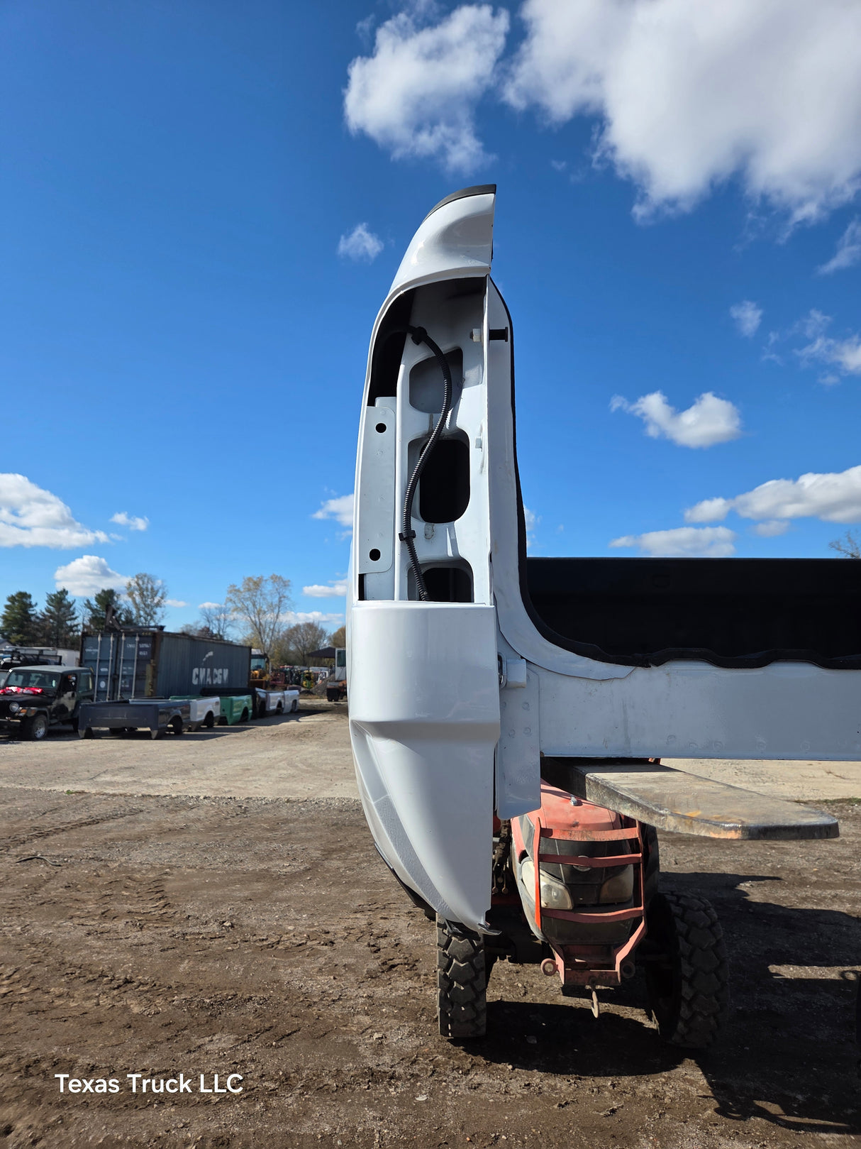 2014-2019 Chevrolet Silverado 1500 2500 3500 HD 6' 6" Short Bed - Summit White