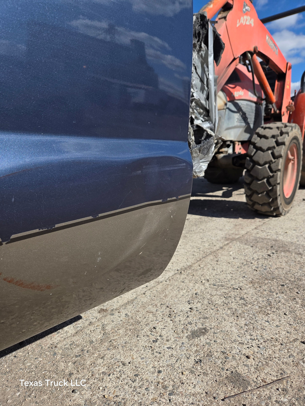 1999-2010 Ford Super Duty F250 F350 6' 9" Short Truck Bed