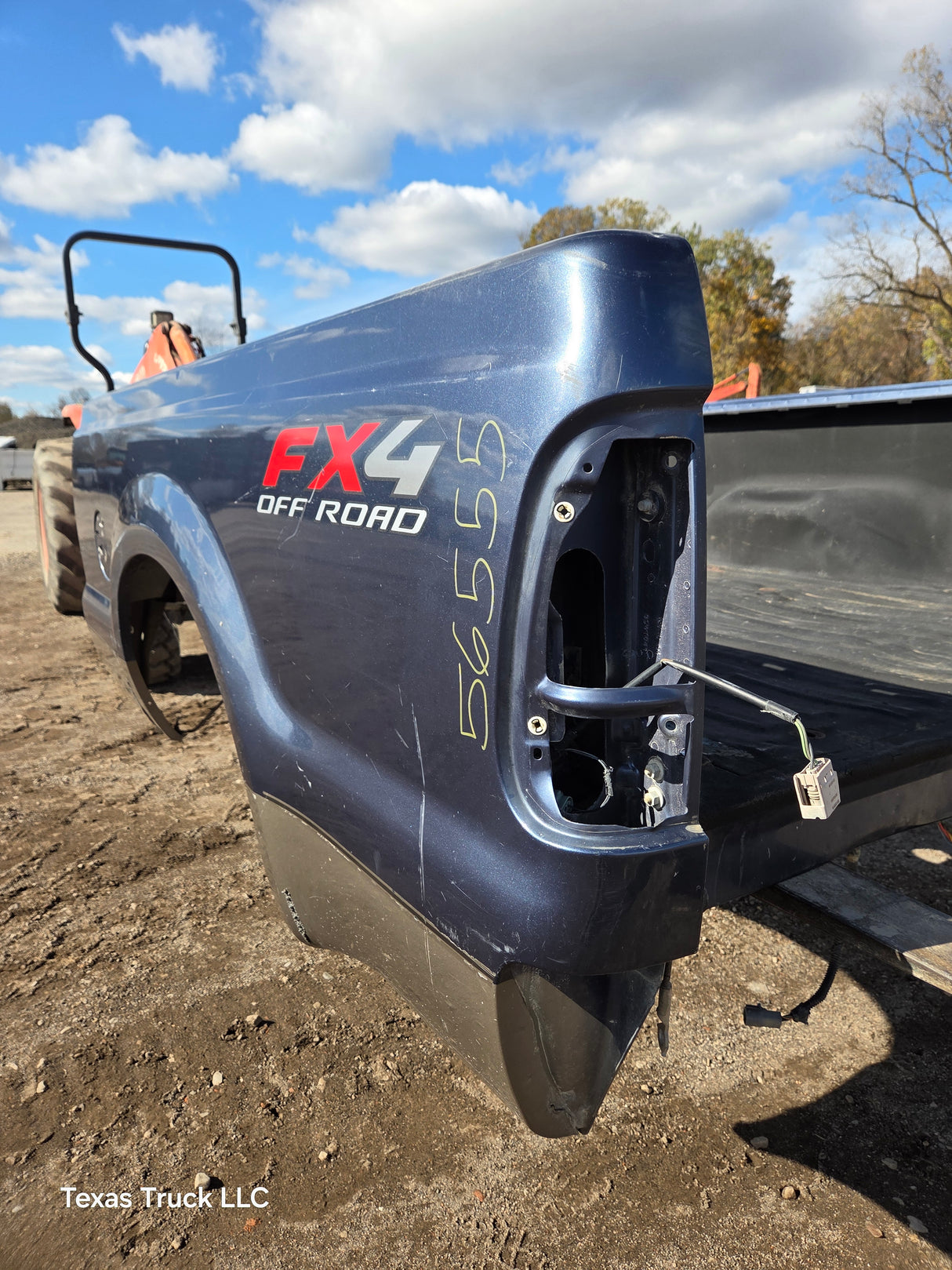 1999-2010 Ford Super Duty F250 F350 6' 9" Short Truck Bed