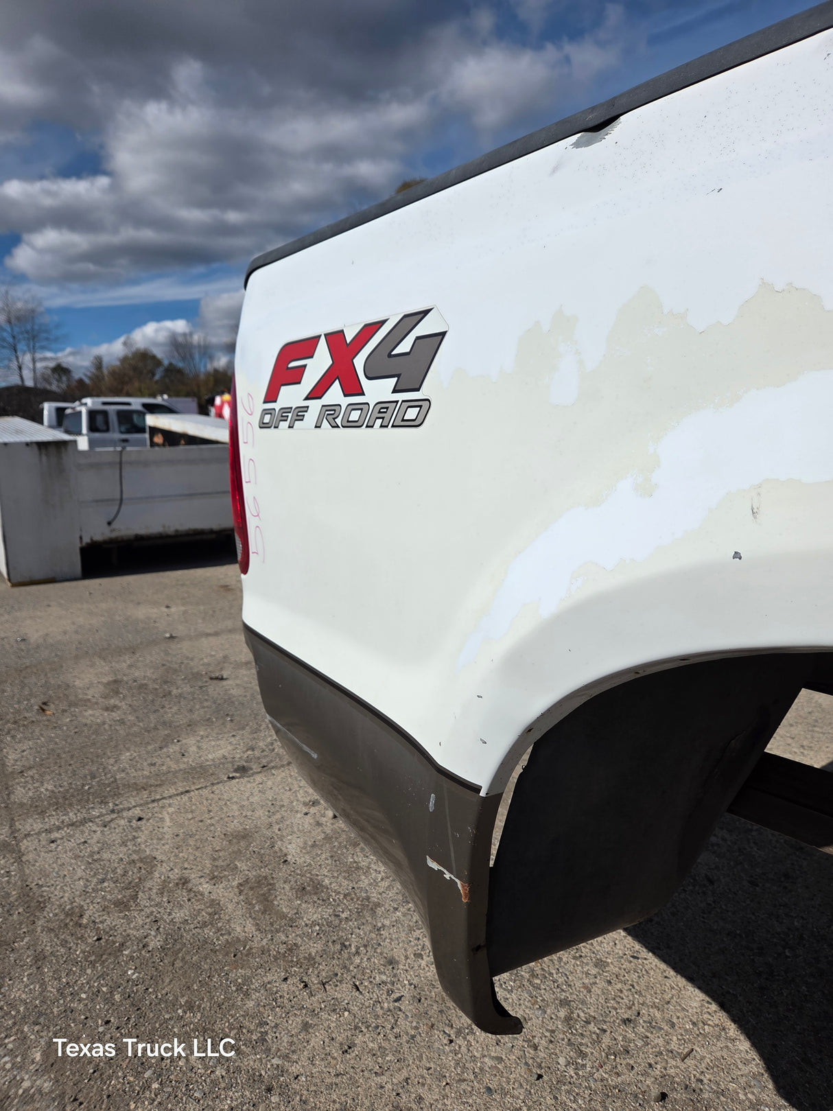 1999-2010 Ford Super Duty F250 F350 6' 9" Short Truck Bed