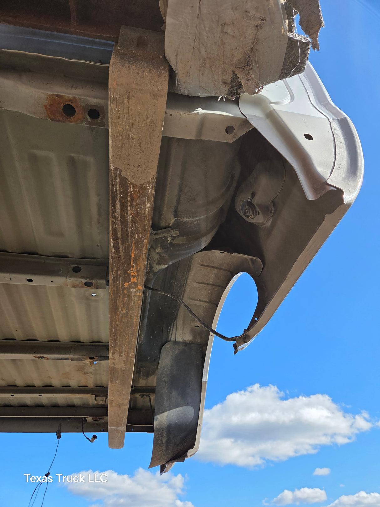 1999-2010 Ford Super Duty F250 F350 6' 9" Short Truck Bed