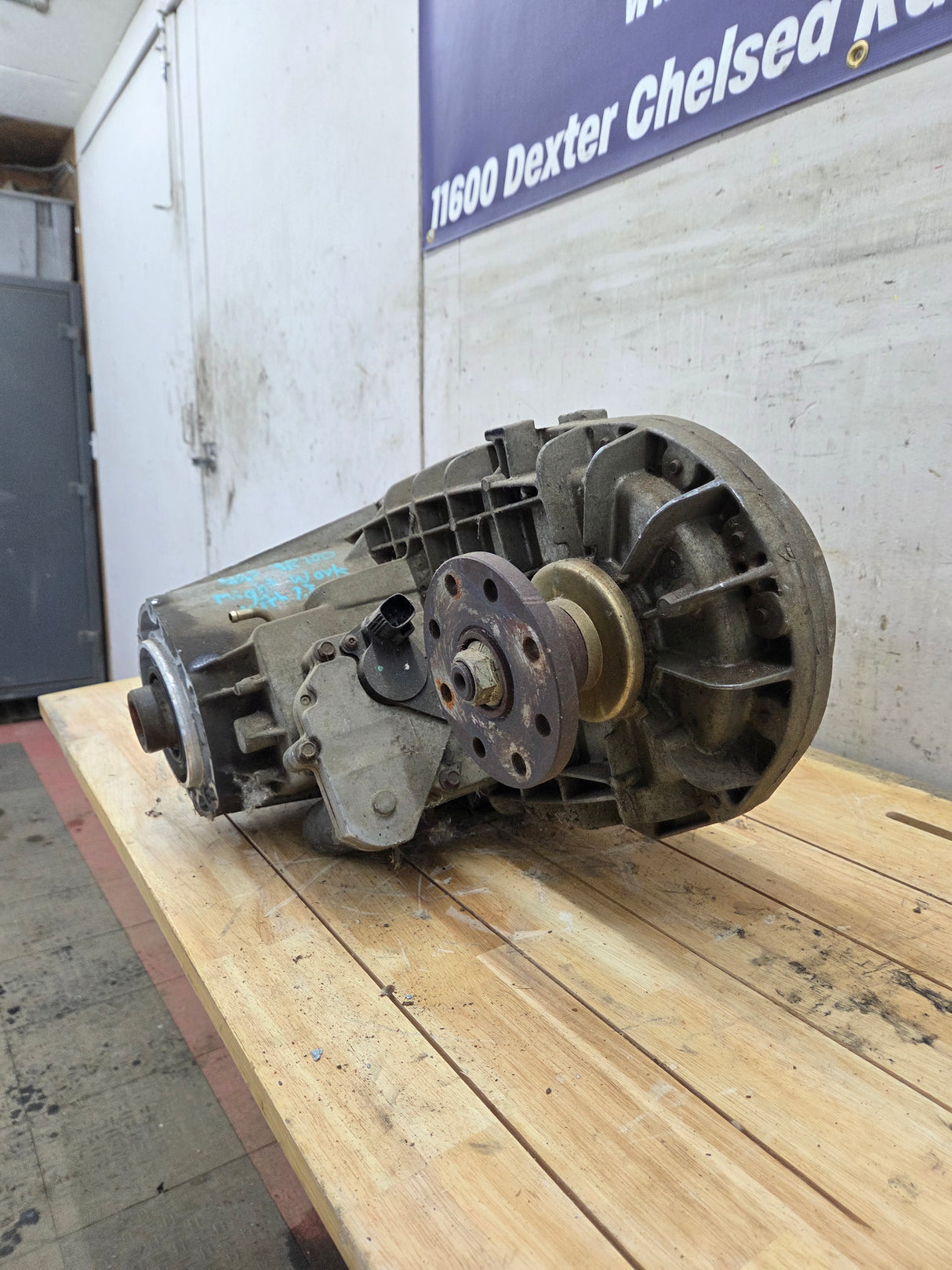 1999-2003 7.3L Power Stroke 273-F Transfer Case Electric Shift Transfer Case P1C34-7A195-JA Ford Pickup F250 F350 F450 F550 Super Duty