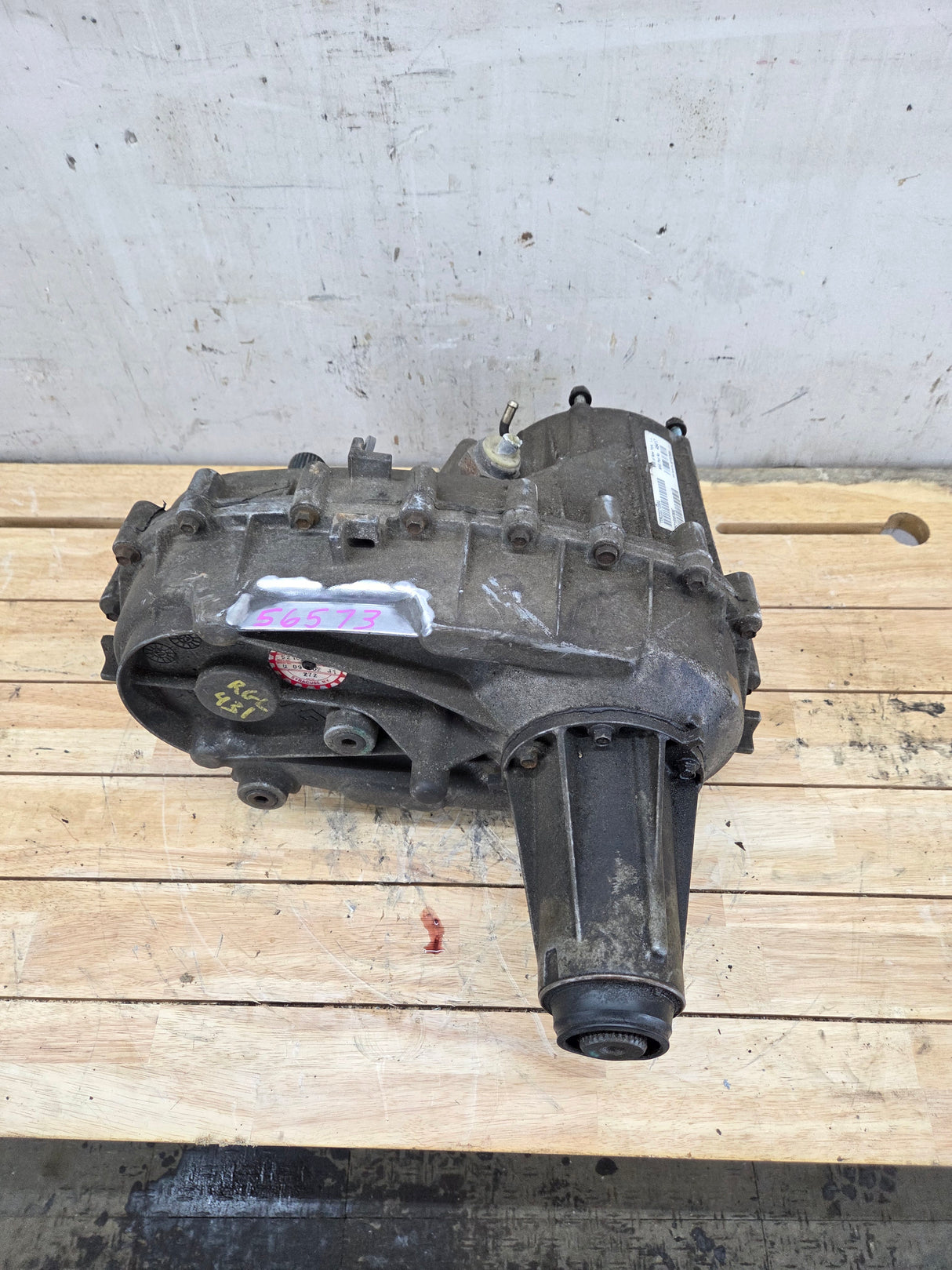2002-2003 Dodge Ram 1500 3rd gen Manual Shift Transfer Case 241