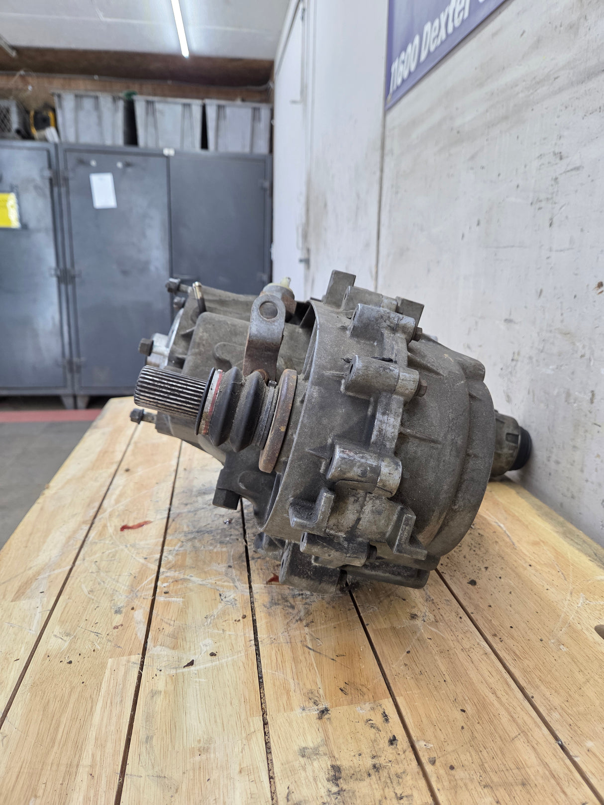 2002-2003 Dodge Ram 1500 3rd gen Manual Shift Transfer Case 241