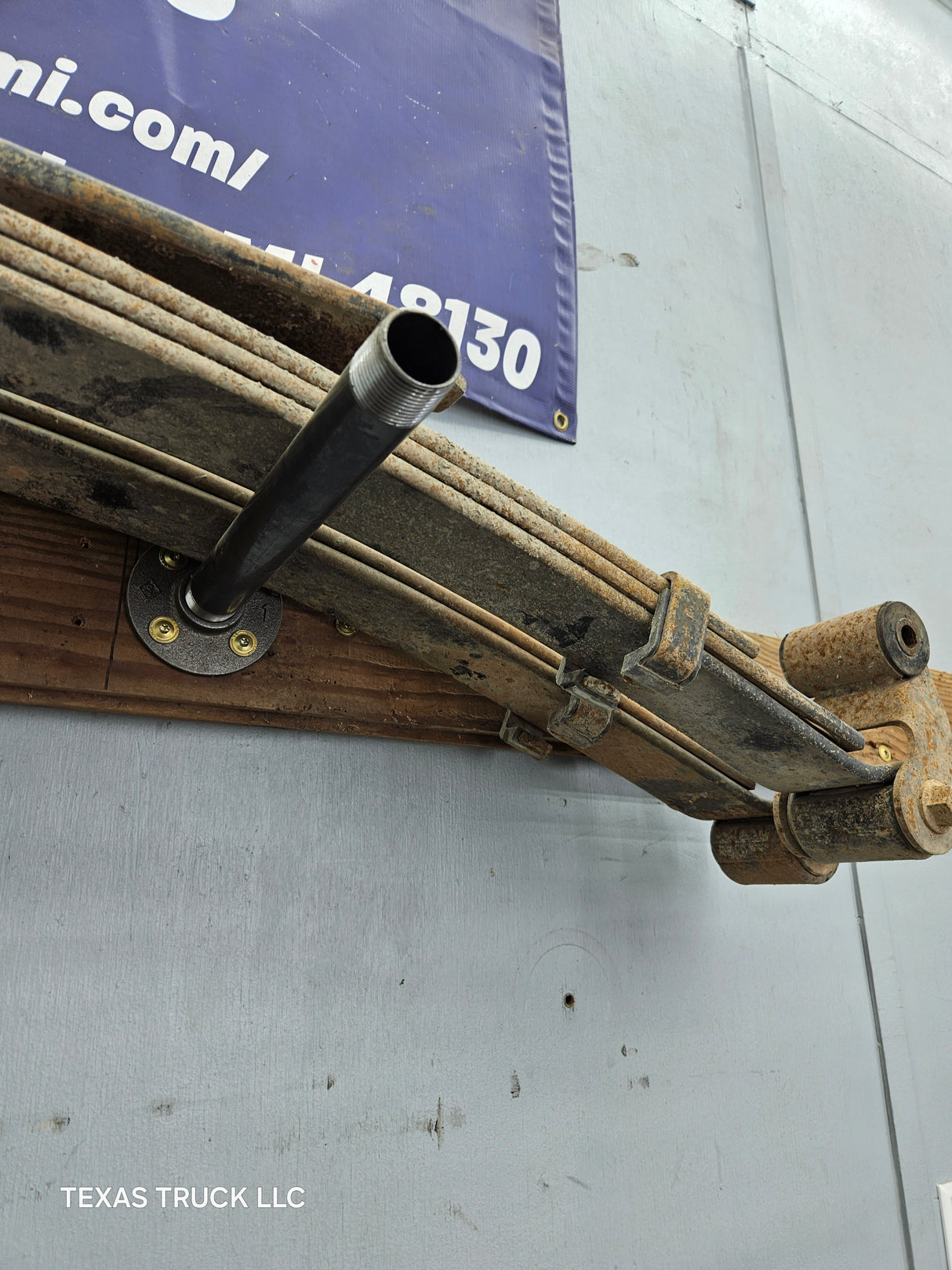 2008-2010 Ford F250 F350 Super Duty Rear Leaf Spring - Pair