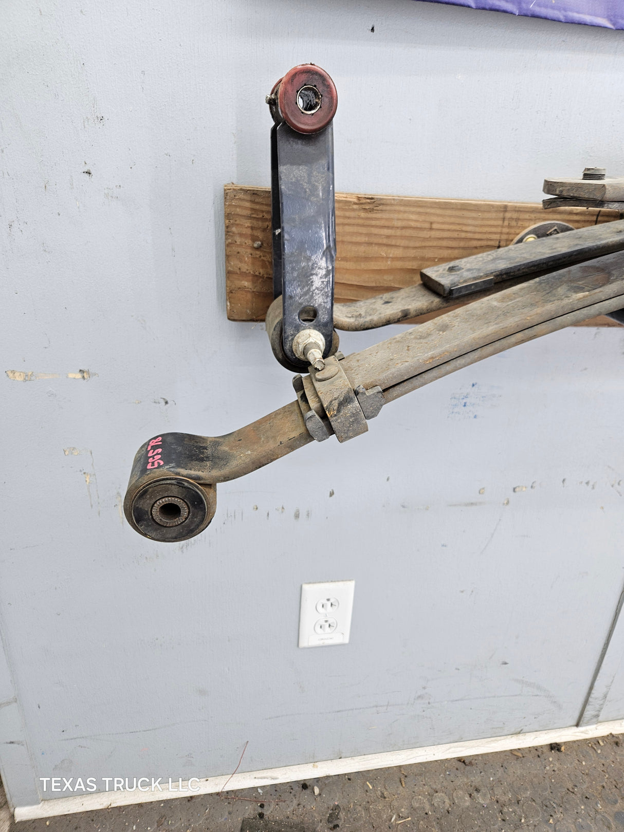 2007-2013 Chevrolet Silverado / GMC Sierra 1500 Rear Leaf Spring - Pair