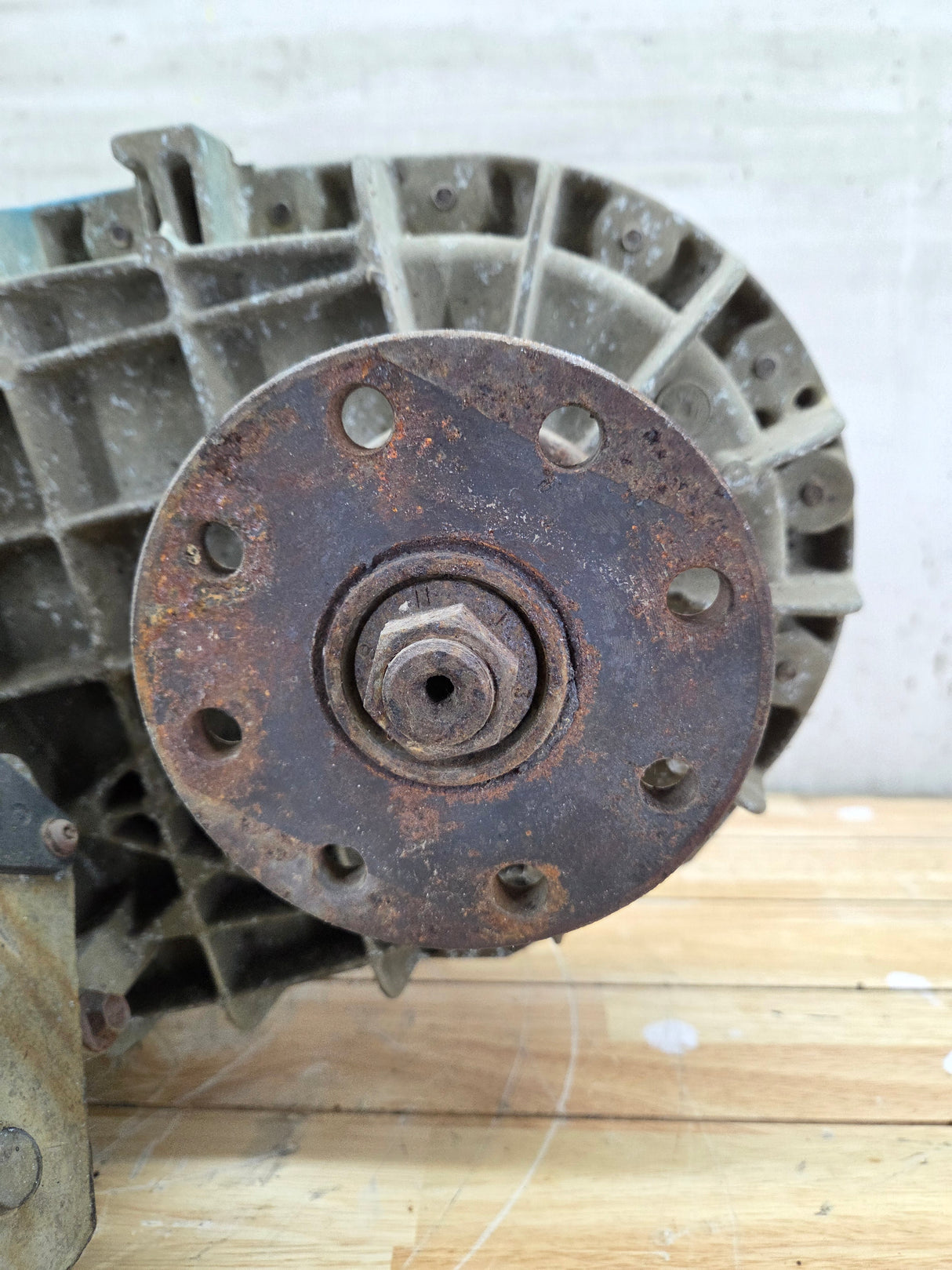 1999-2003 7.3L Power Stroke 273-F Automatic Transmission Transfer Case Electric Shift Transfer Case P1C34-7A195-JA Ford Pickup F250 F350 F450 F550 Super Duty