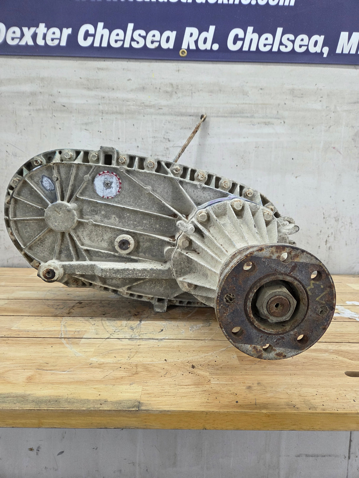 1999-2003 7.3L Power Stroke 271-F Automatic Transmission Transfer Case Manual Shift Transfer Case Ford Pickup