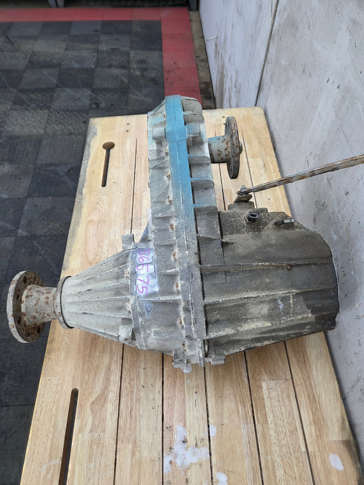 1999-2003 7.3L Power Stroke 271-F Automatic Transmission Transfer Case Manual Shift Transfer Case Ford Pickup