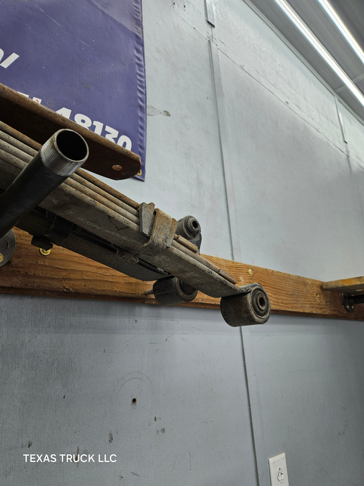 2001-2010 Chevrolet Silverado / GMC Sierra 2500HD 3500HD Rear Leaf Springs - Pair