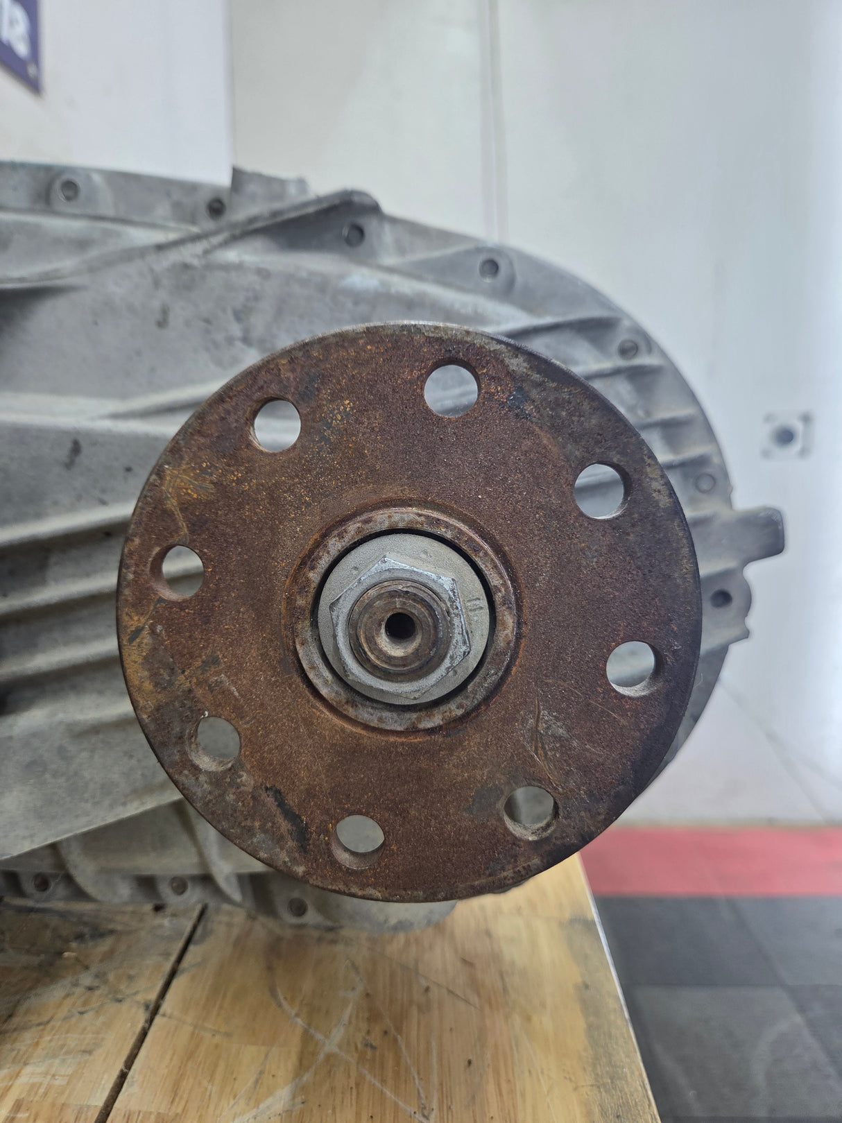 2011-2016 6.2L 6.7L Power Stroke Transfer Case slip yoke Electric Shift Ford F250 F350 F450 F550 Super Duty 81k Miles