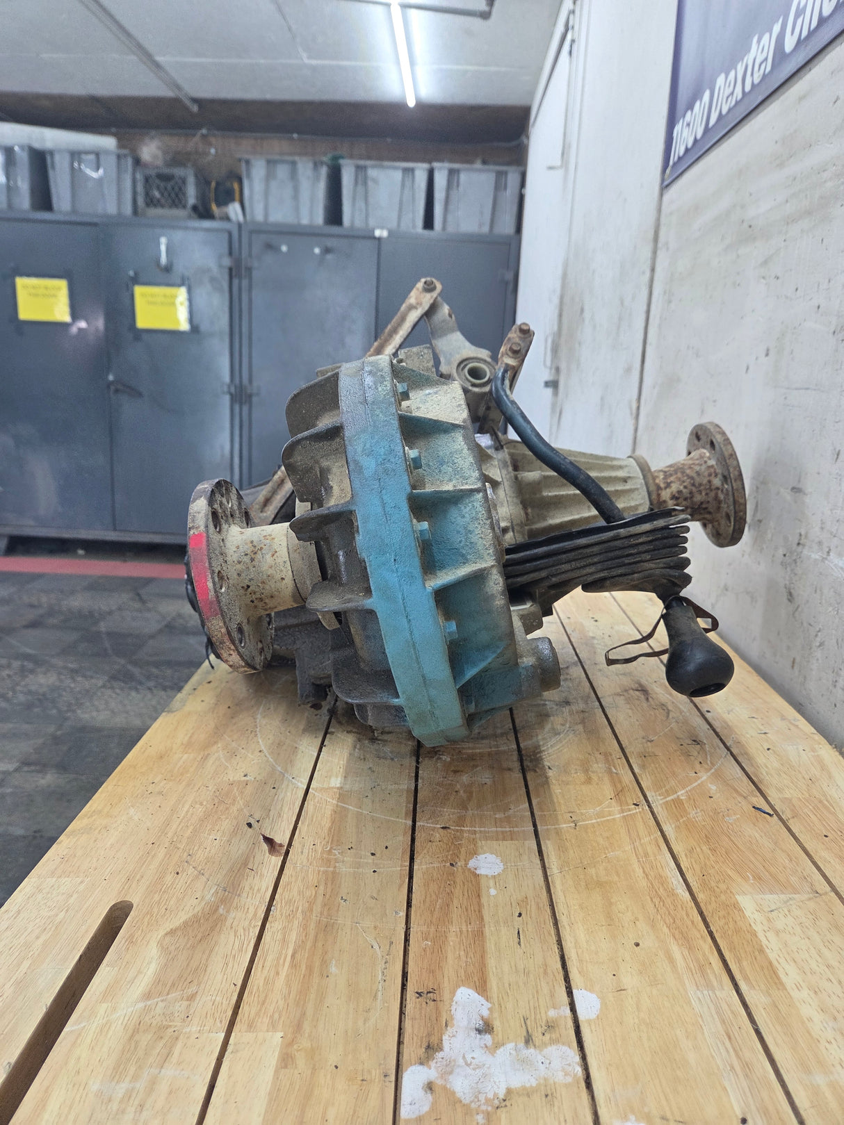 1999-2003 7.3L Power Stroke 271-F Transfer Case Manual Shift Transfer Case Ford Pickup