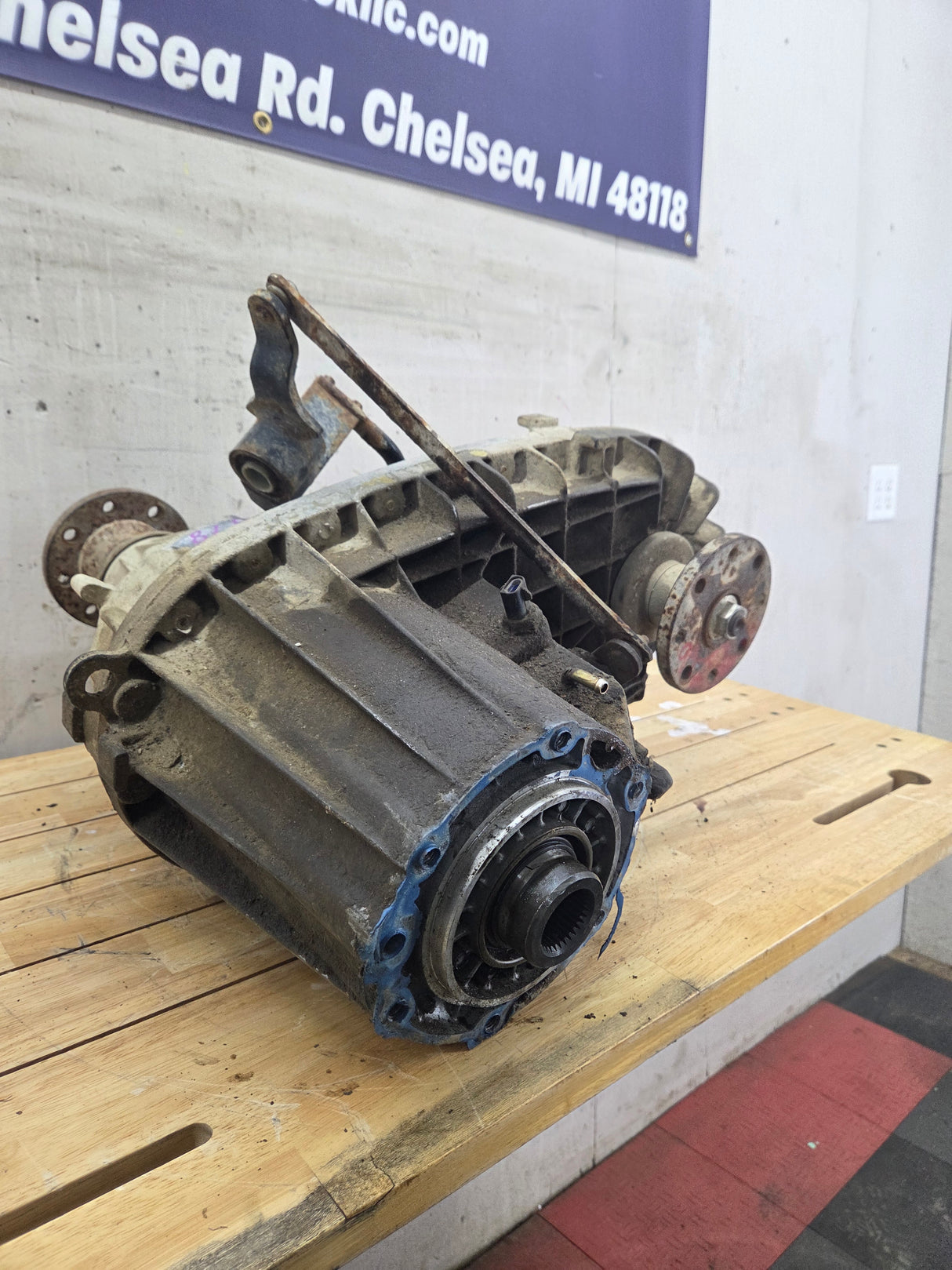 1999-2003 7.3L Power Stroke 271-F Transfer Case Manual Shift Transfer Case Ford Pickup
