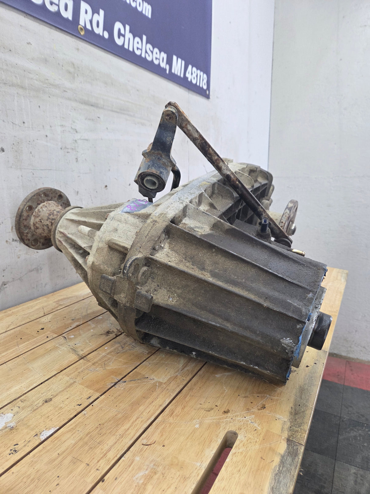 1999-2003 7.3L Power Stroke 271-F Transfer Case Manual Shift Transfer Case Ford Pickup